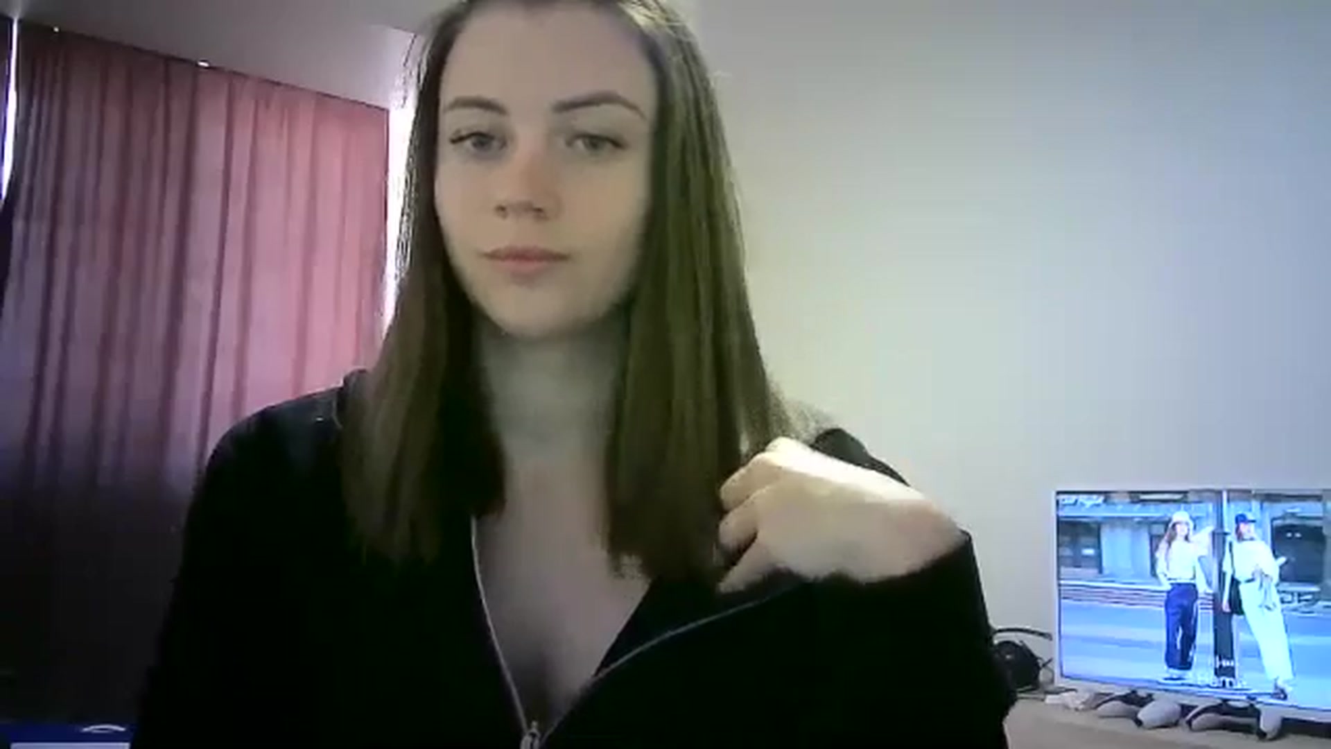 Gallery image thumbnail from Sulfate0's myfreecams stream on, 05/19/2024, 10:35 image 3 of 20