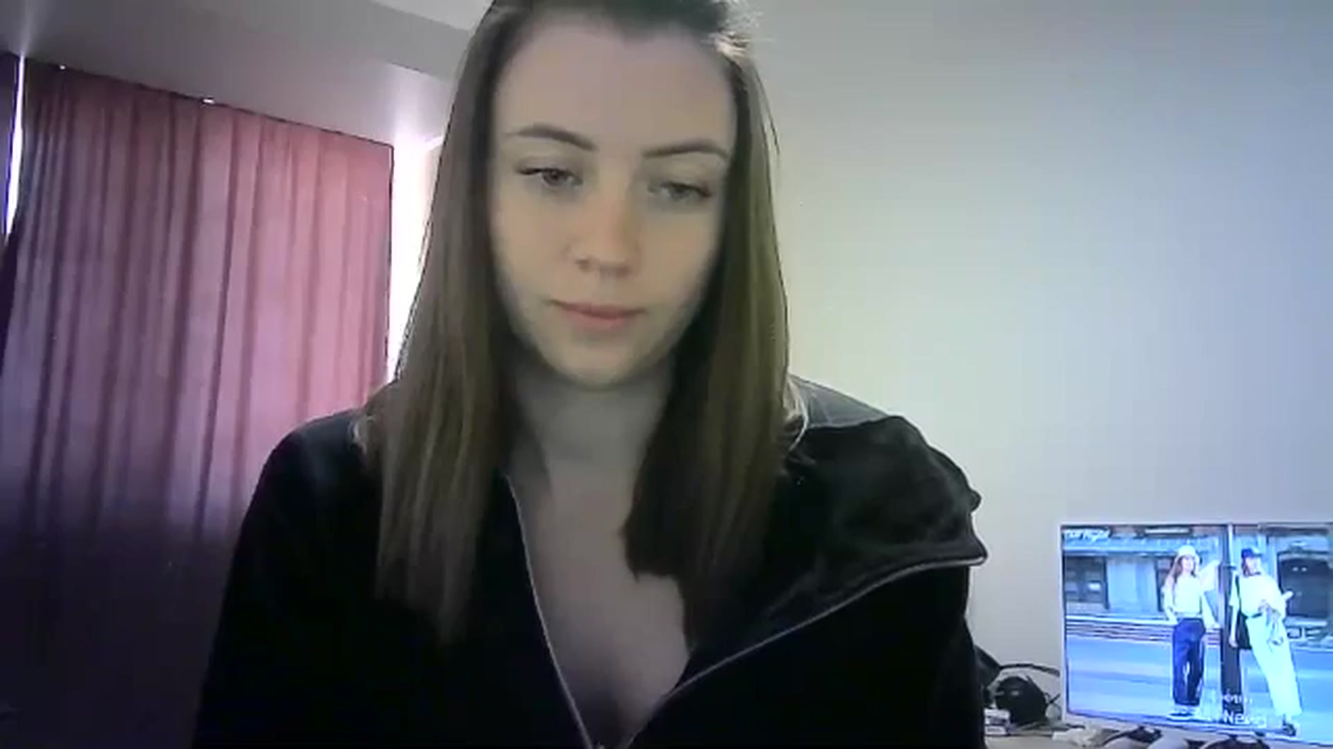Gallery image thumbnail from Sulfate0's myfreecams stream on, 05/19/2024, 10:35 image 9 of 20