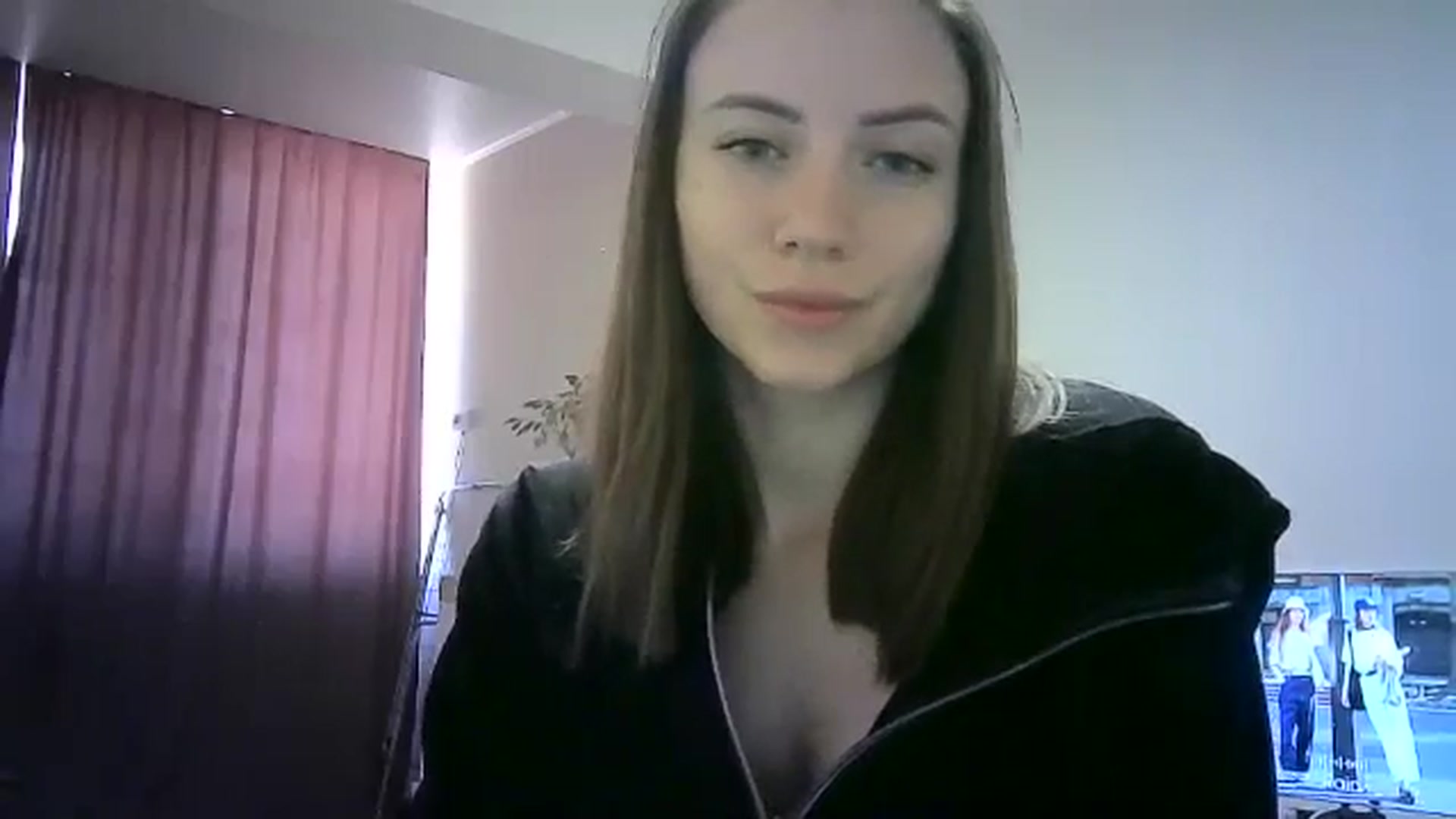 Gallery image thumbnail from Sulfate0's myfreecams stream on, 05/19/2024, 10:35 image 5 of 20
