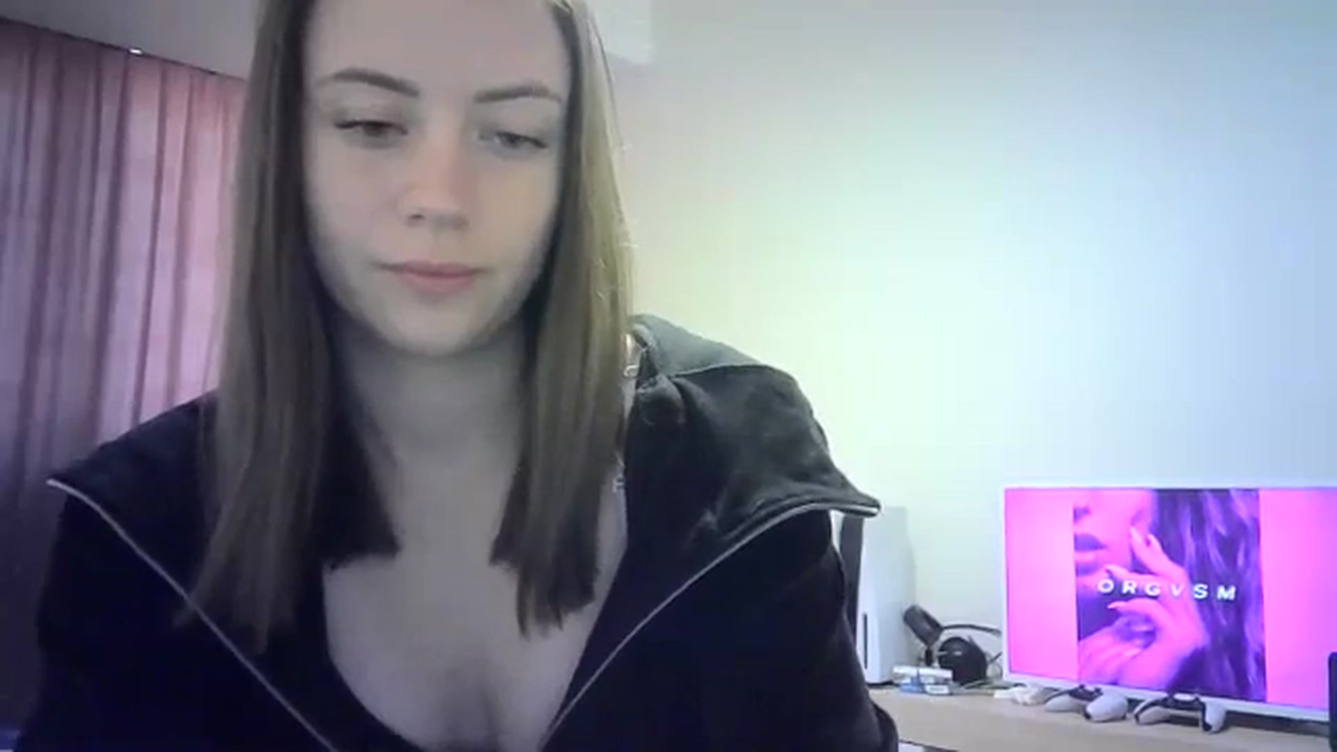 Gallery image thumbnail from Sulfate0's myfreecams stream on, 05/19/2024, 11:24 image 8 of 20
