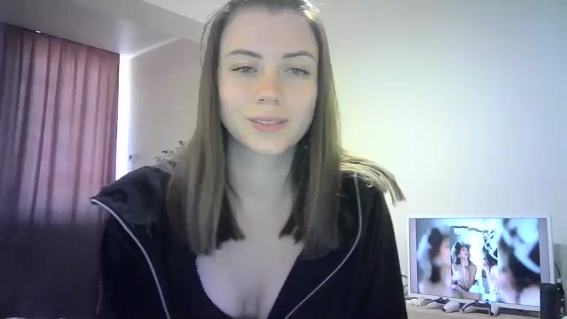 Gallery image thumbnail from Sulfate0's myfreecams stream on, 05/19/2024, 12:21 image 15 of 20