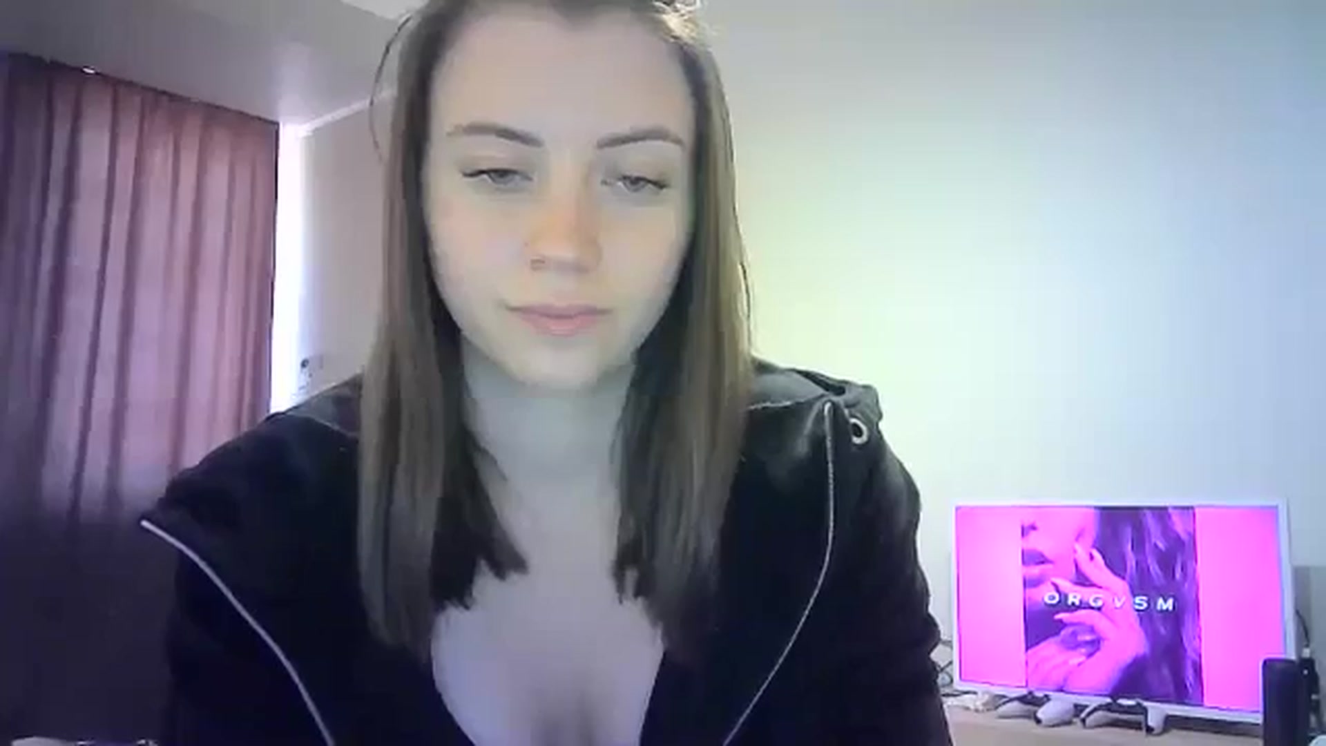Gallery image thumbnail from Sulfate0's myfreecams stream on, 05/19/2024, 12:21 image 11 of 20