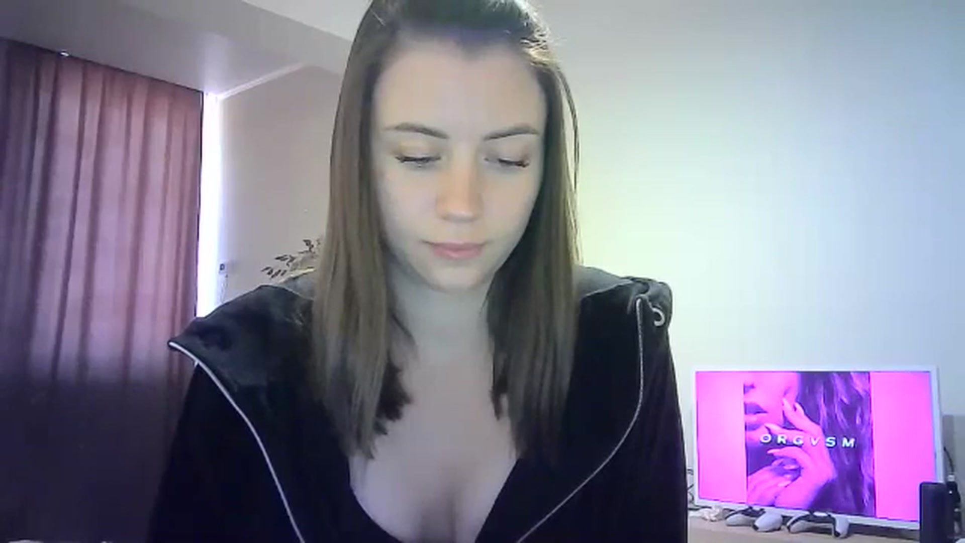 Gallery image thumbnail from Sulfate0's myfreecams stream on, 05/19/2024, 12:21 image 10 of 20