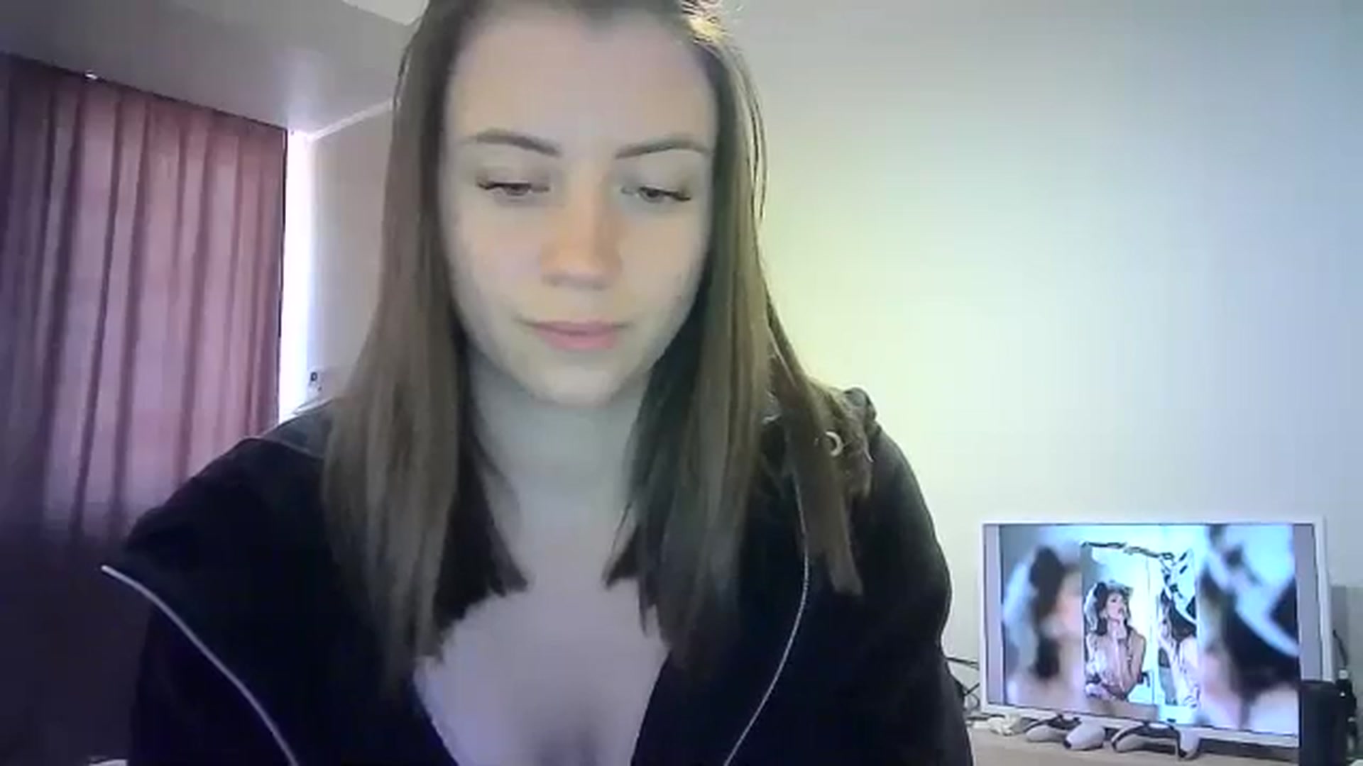 Gallery image thumbnail from Sulfate0's myfreecams stream on, 05/19/2024, 12:21 image 19 of 20