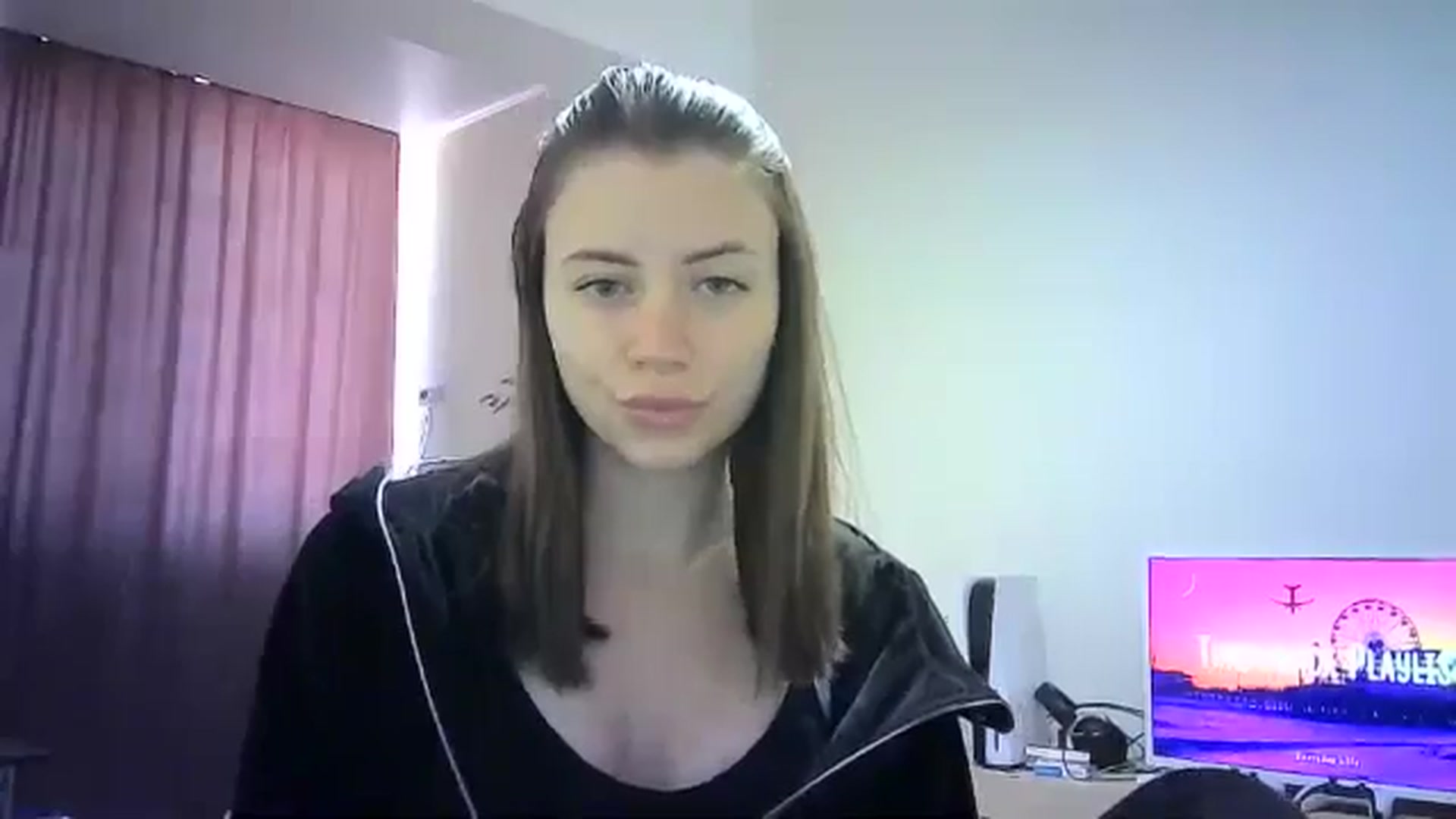 Gallery image thumbnail from Sulfate0's myfreecams stream on, 05/20/2024, 10:56 image 18 of 20