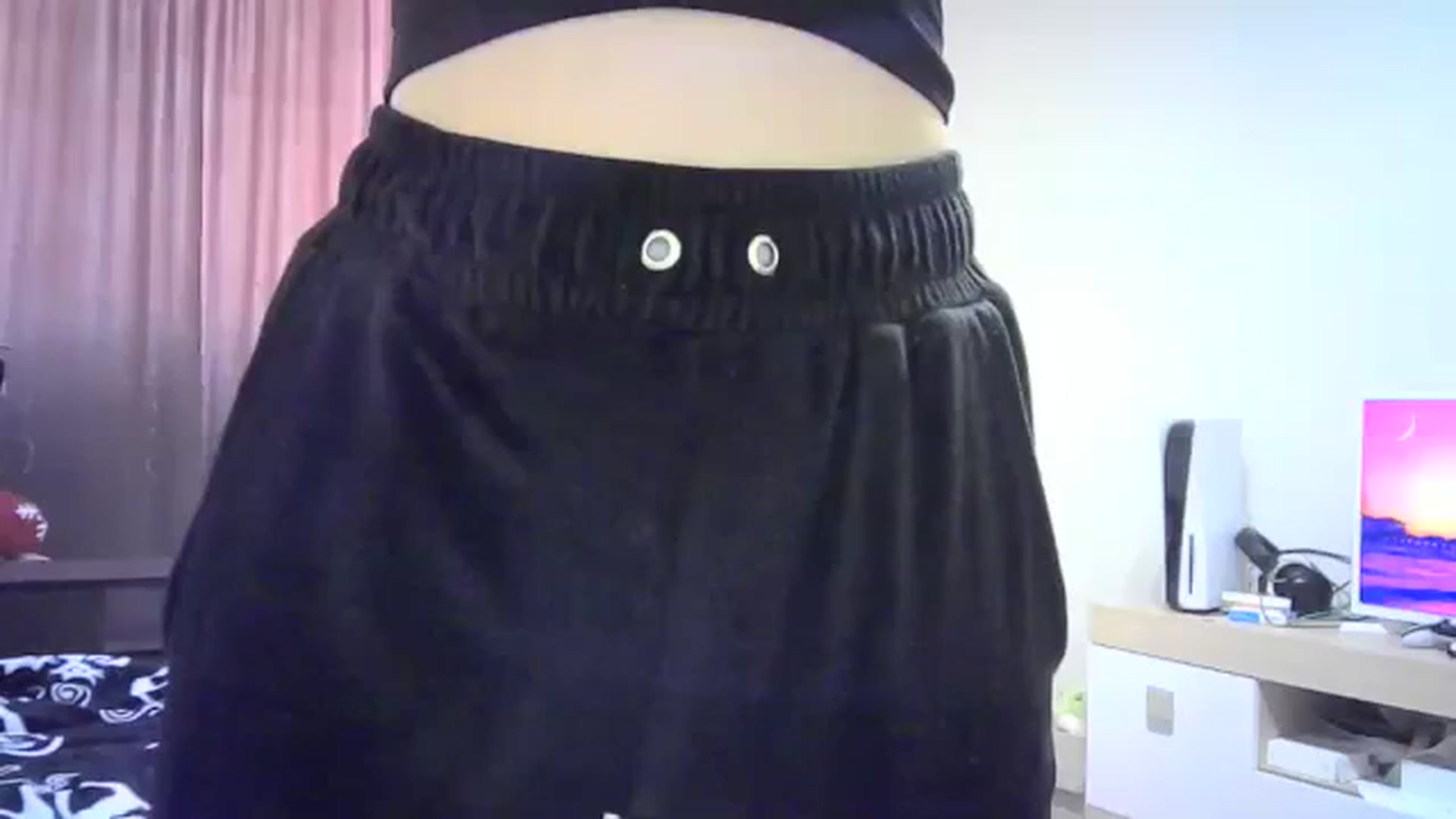 Gallery image thumbnail from Sulfate0's myfreecams stream on, 05/20/2024, 10:56 image 15 of 20