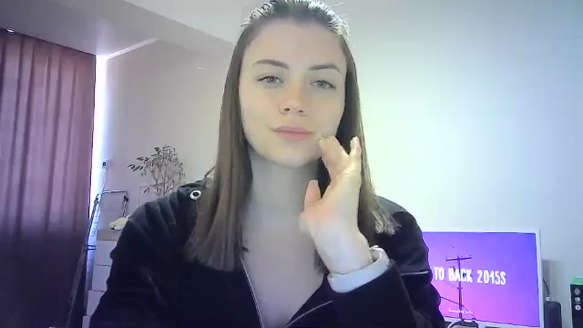 Gallery image thumbnail from Sulfate0's myfreecams stream on, 05/20/2024, 12:22 image 11 of 20