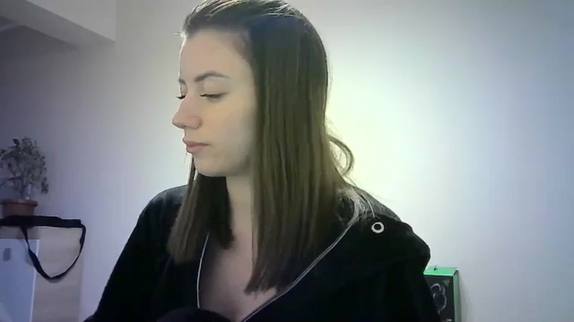 Gallery image thumbnail from Sulfate0's myfreecams stream on, 05/20/2024, 14:02 image 3 of 20