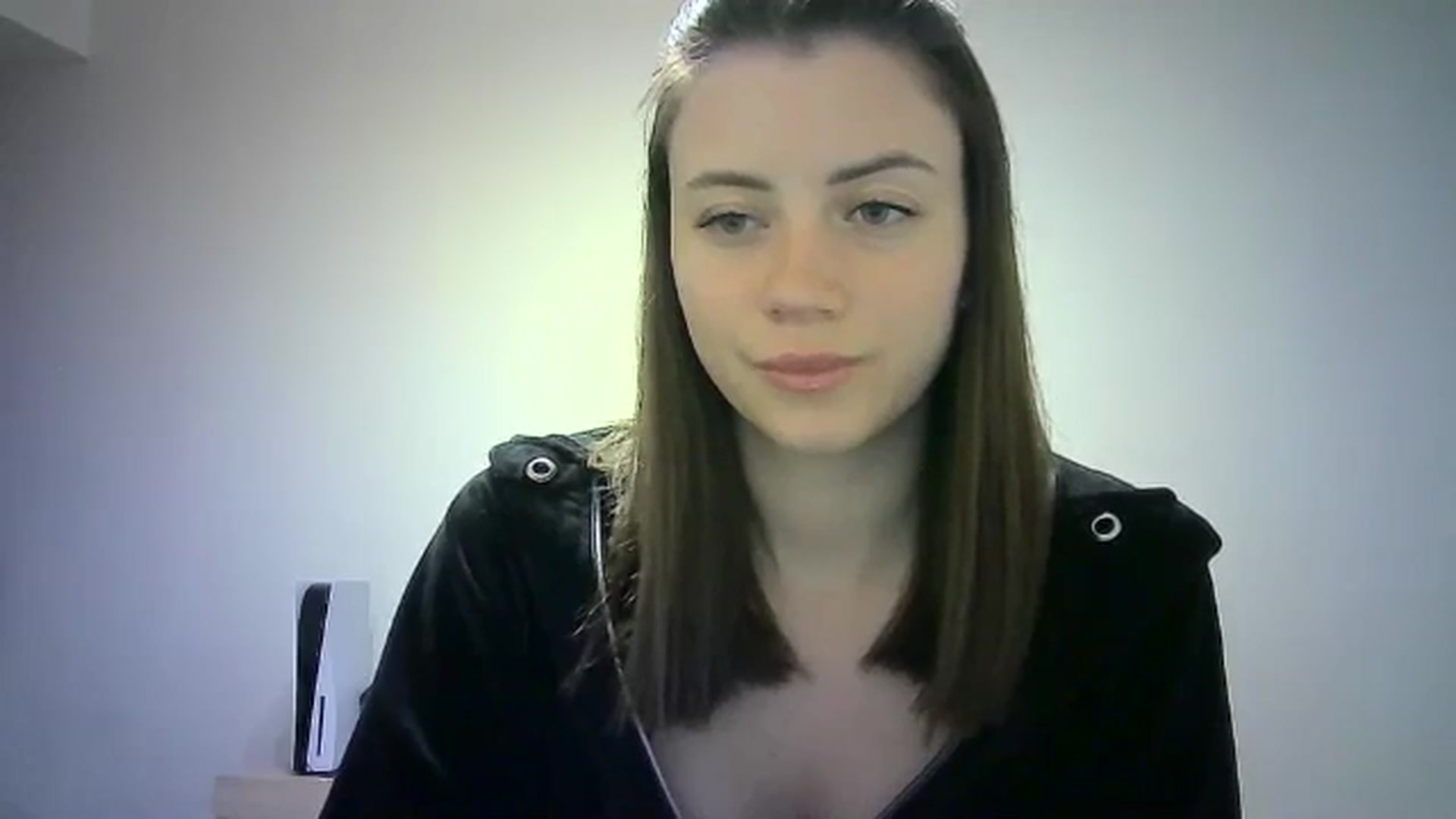 Gallery image thumbnail from Sulfate0's myfreecams stream on, 05/20/2024, 14:02 image 15 of 20