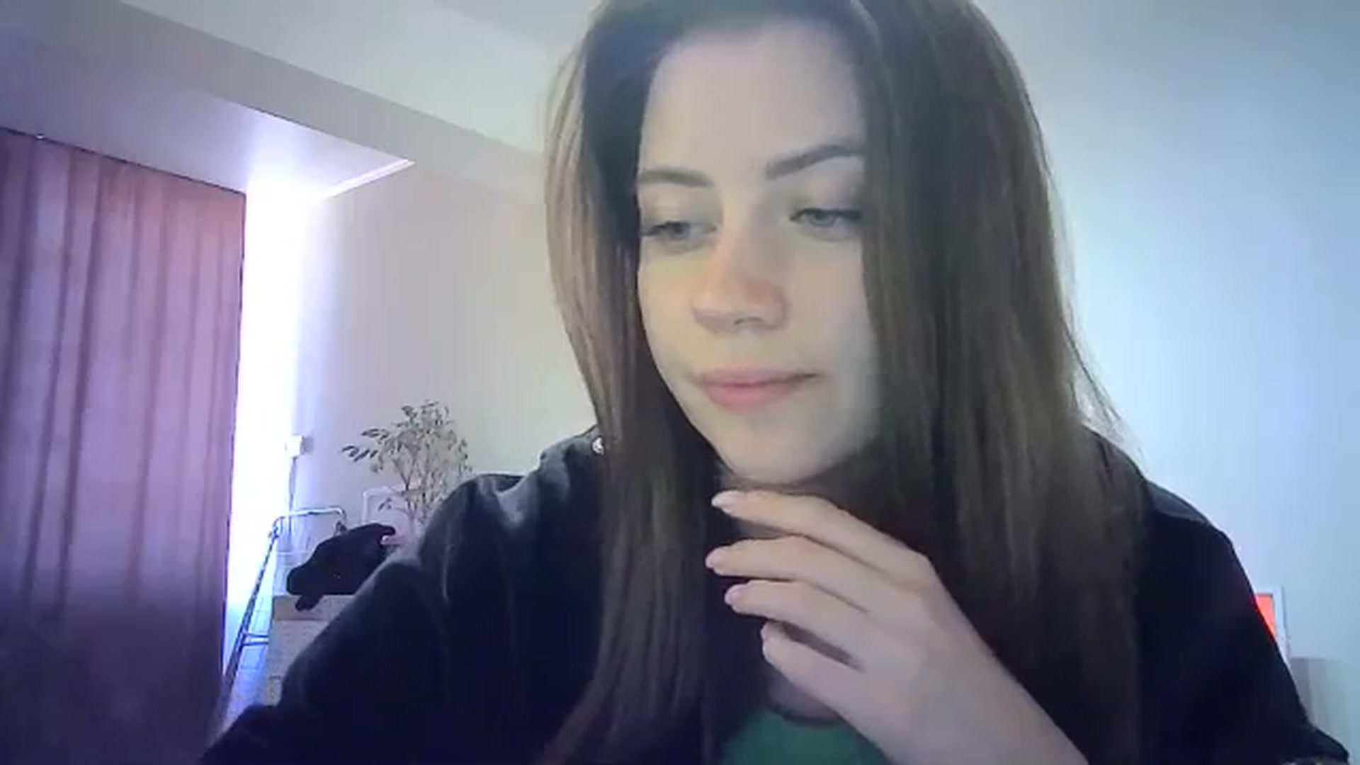 Gallery image thumbnail from Sulfate0's myfreecams stream on, 05/23/2024, 10:23 image 14 of 20