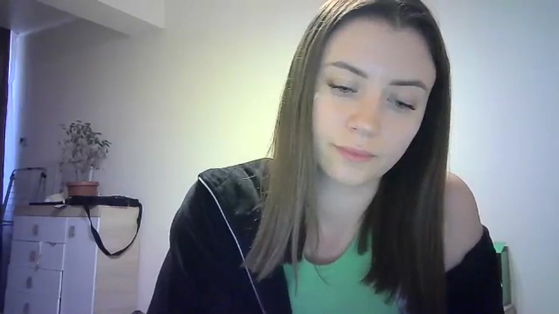 Gallery image thumbnail from Sulfate0's myfreecams stream on, 05/23/2024, 14:12 image 19 of 20