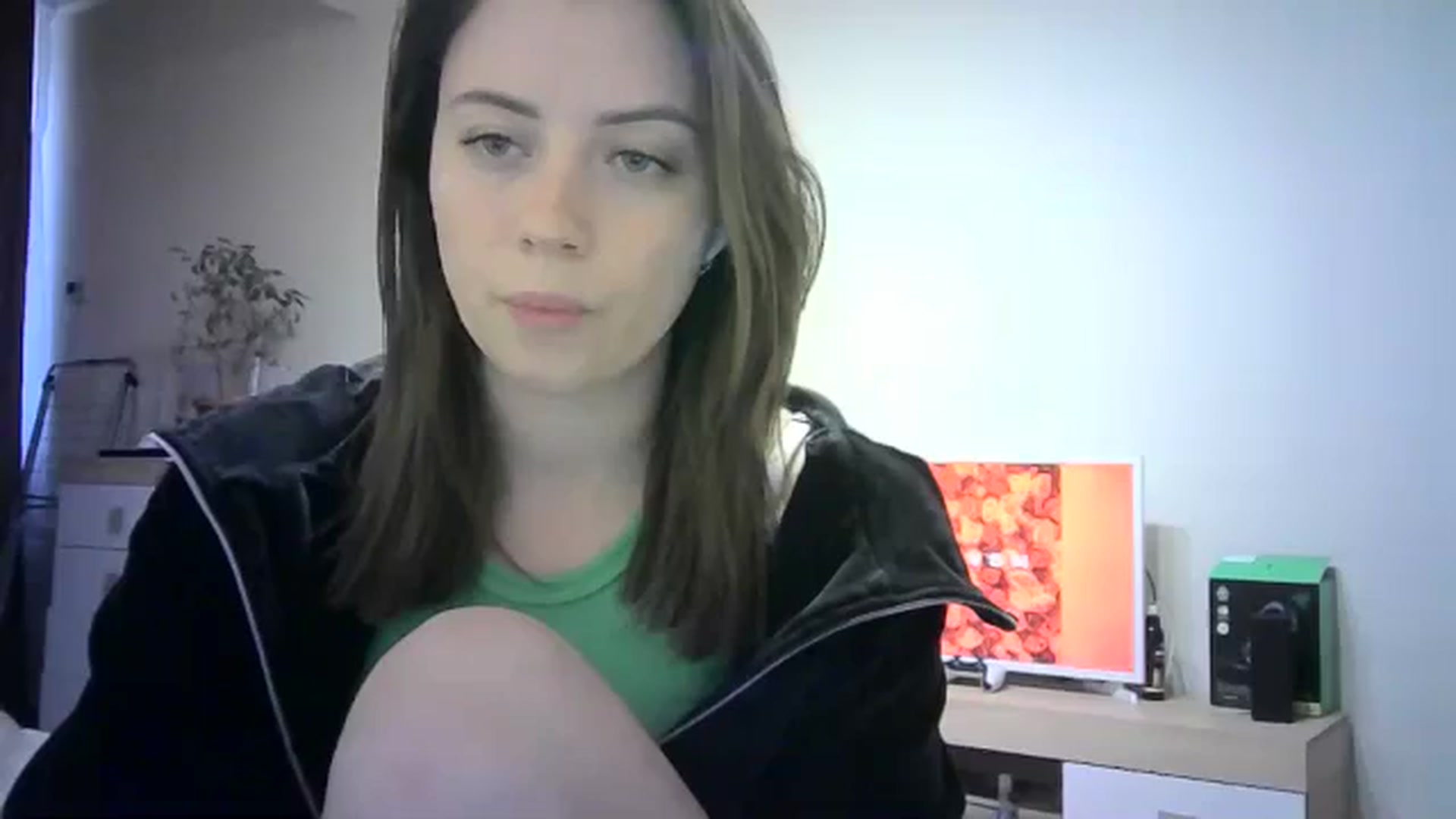 Gallery image thumbnail from Sulfate0's myfreecams stream on, 05/23/2024, 15:24 image 1 of 20