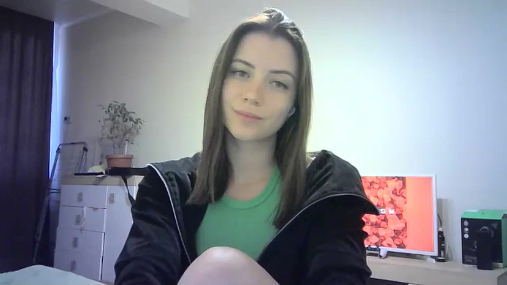 Gallery image thumbnail from Sulfate0's myfreecams stream on, 05/23/2024, 15:24 image 15 of 20