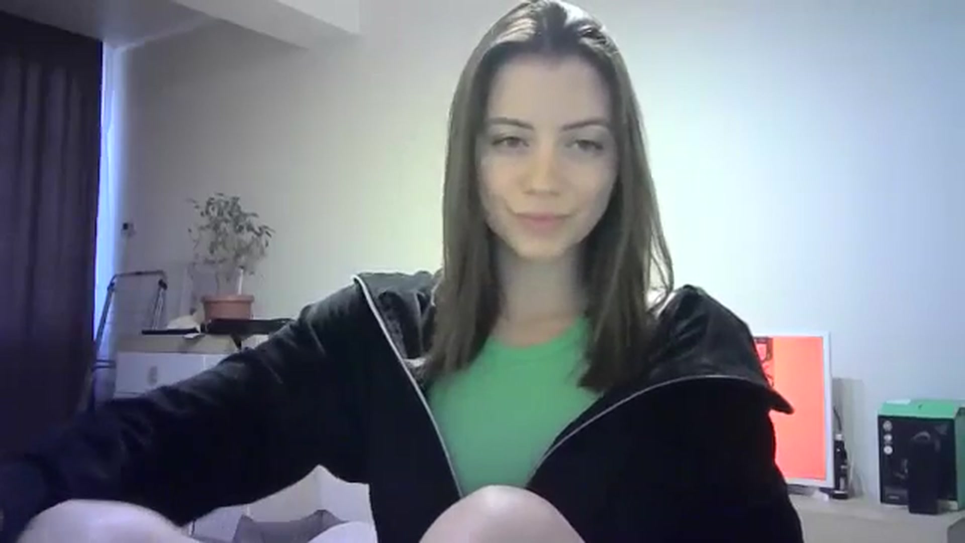 Gallery image thumbnail from Sulfate0's myfreecams stream on, 05/23/2024, 15:24 image 14 of 20