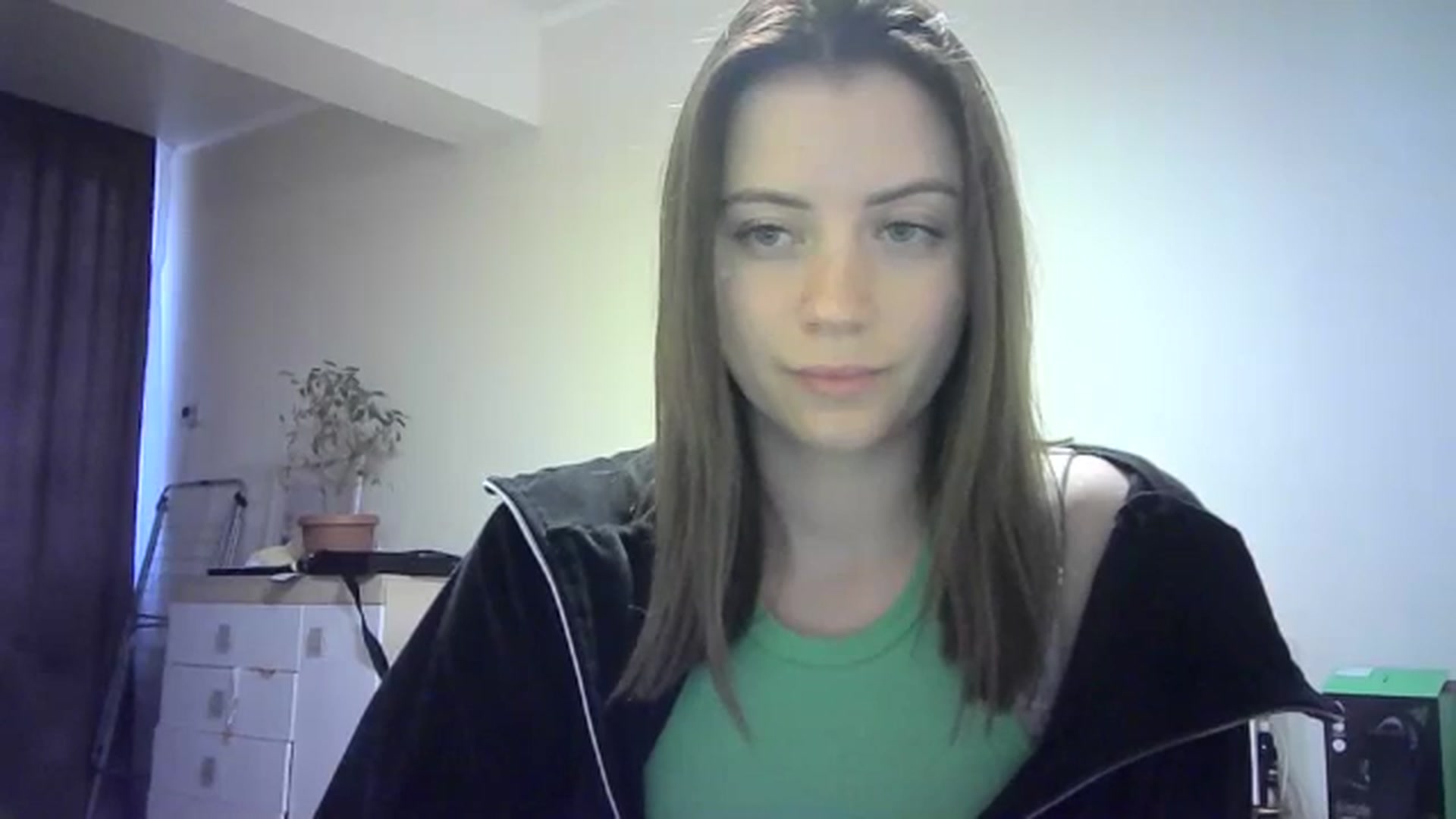 Gallery image thumbnail from Sulfate0's myfreecams stream on, 05/23/2024, 15:24 image 17 of 20