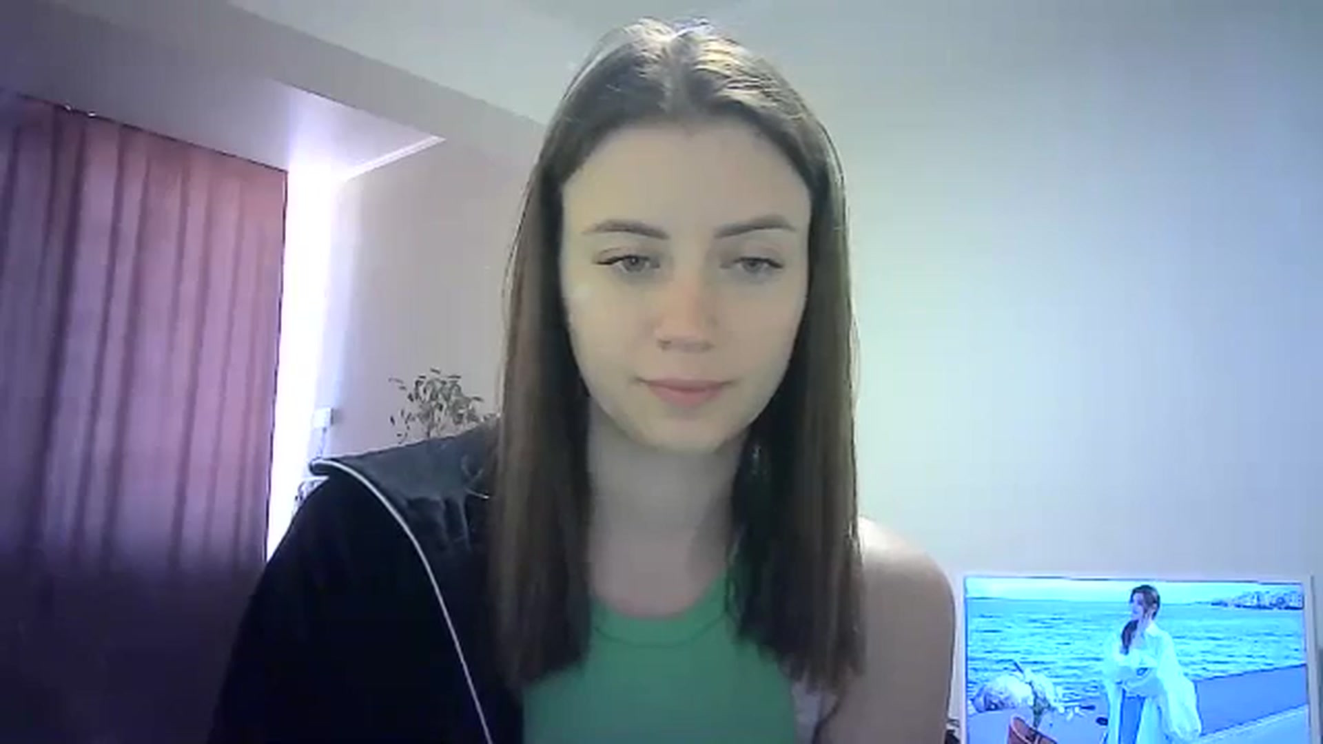 Gallery image thumbnail from Sulfate0's myfreecams stream on, 05/24/2024, 10:38 image 14 of 20