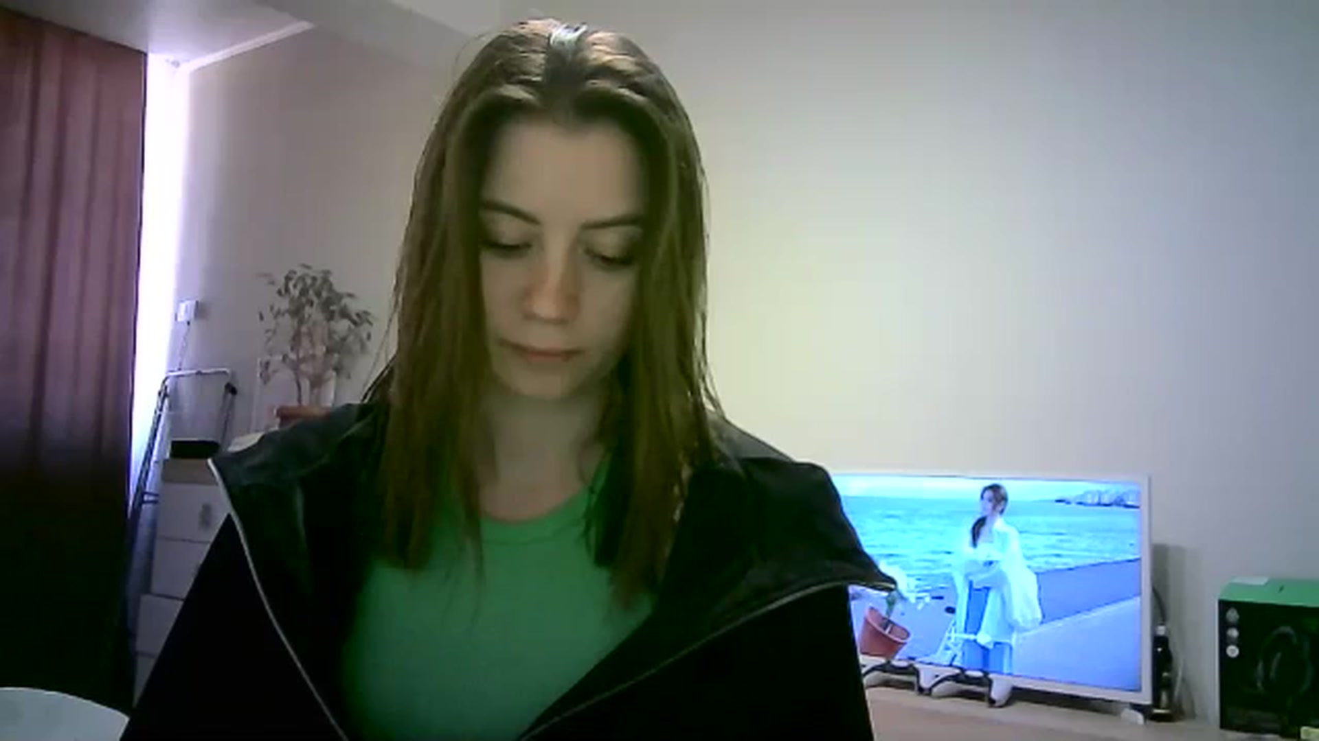 Gallery image thumbnail from Sulfate0's myfreecams stream on, 05/24/2024, 10:38 image 1 of 20