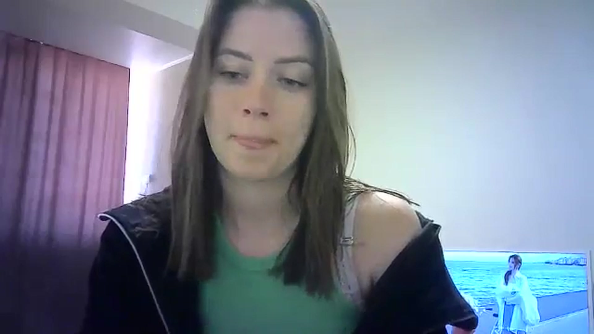 Gallery image thumbnail from Sulfate0's myfreecams stream on, 05/24/2024, 10:38 image 8 of 20