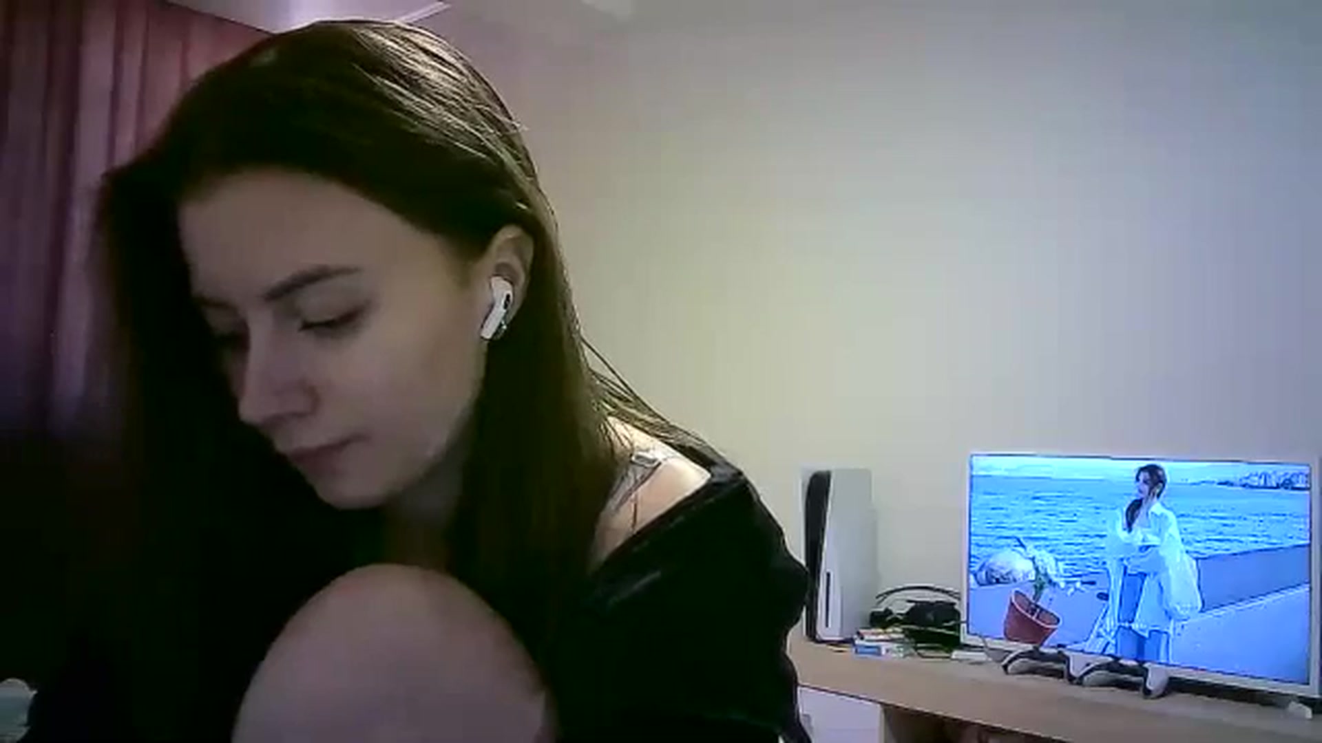 Gallery image thumbnail from Sulfate0's myfreecams stream on, 05/24/2024, 10:38 image 7 of 20