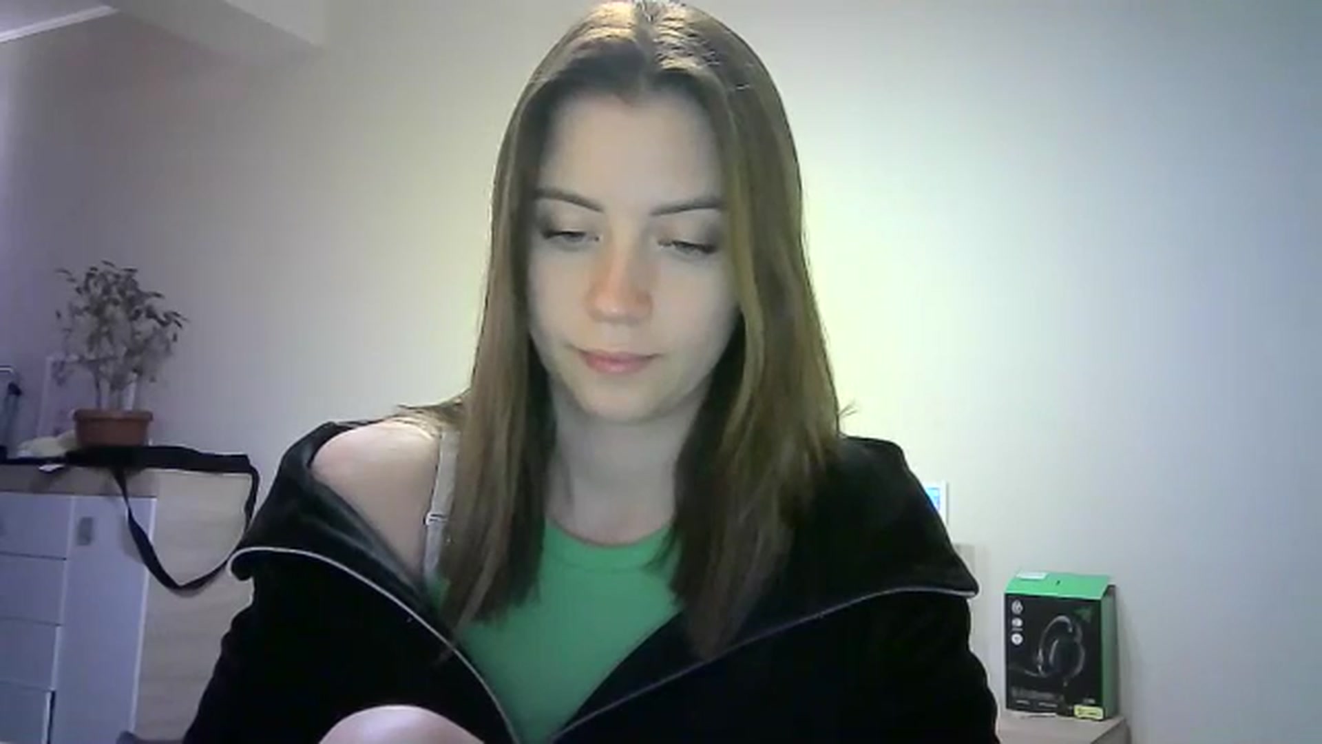 Gallery image thumbnail from Sulfate0's myfreecams stream on, 05/24/2024, 11:40 image 2 of 20