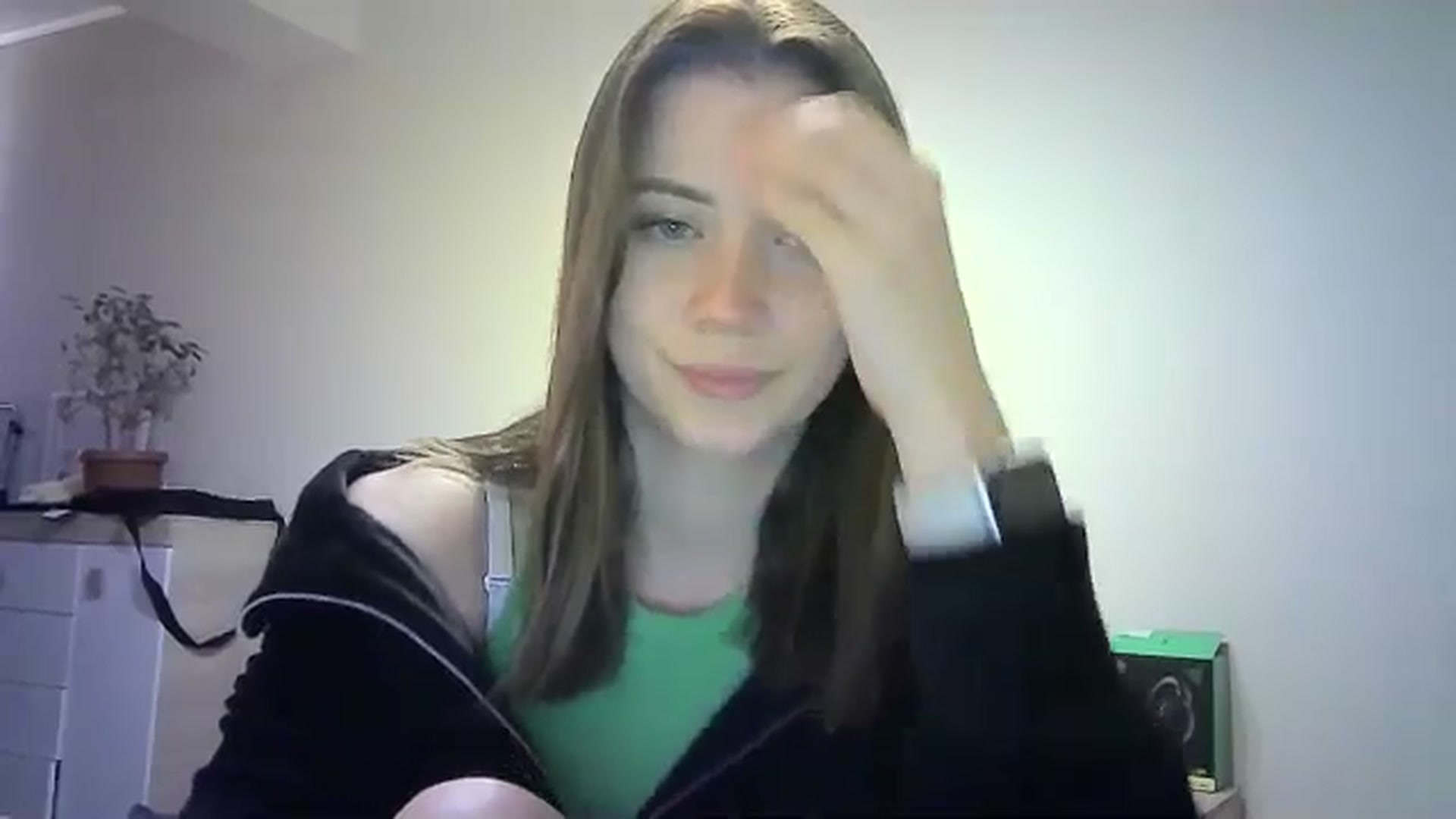 Gallery image thumbnail from Sulfate0's myfreecams stream on, 05/24/2024, 11:40 image 3 of 20