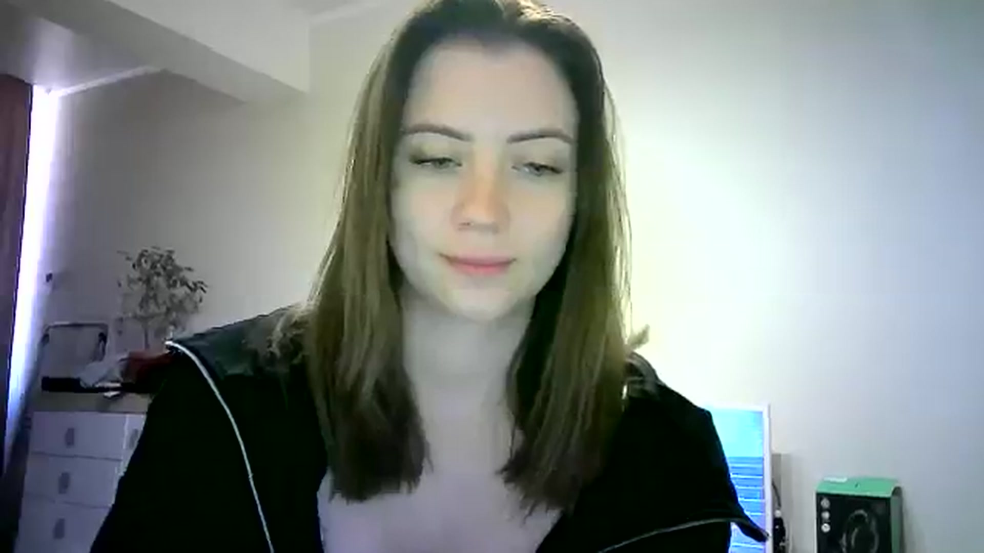 Gallery image thumbnail from Sulfate0's myfreecams stream on, 05/25/2024, 08:02 image 3 of 20