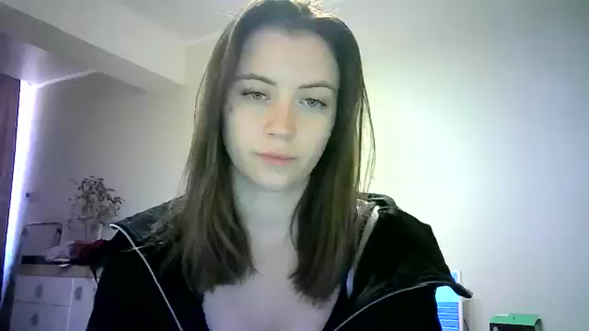 Gallery image thumbnail from Sulfate0's myfreecams stream on, 05/25/2024, 08:02 image 8 of 20
