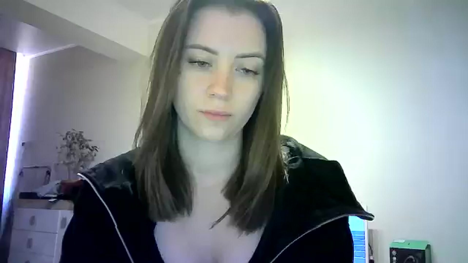 Gallery image thumbnail from Sulfate0's myfreecams stream on, 05/25/2024, 08:02 image 16 of 20