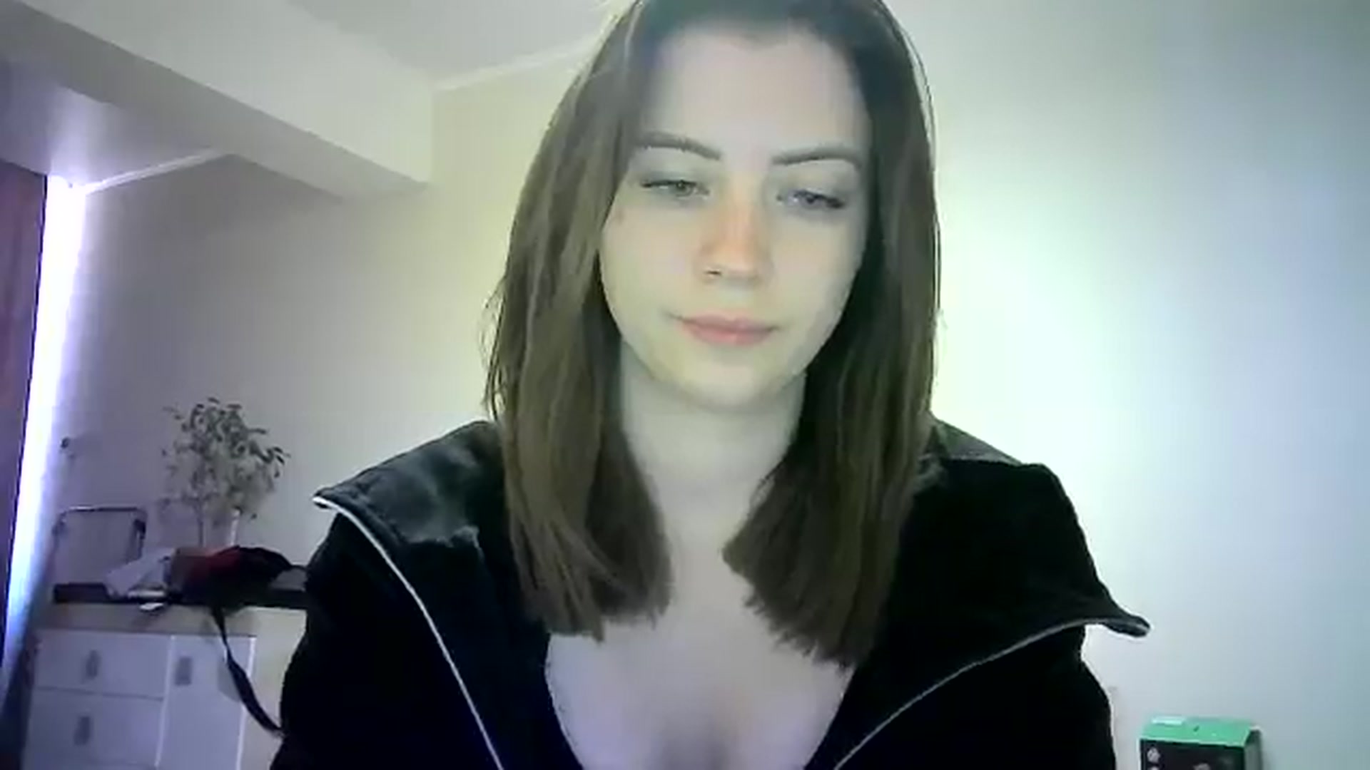 Gallery image thumbnail from Sulfate0's myfreecams stream on, 05/25/2024, 08:02 image 13 of 20