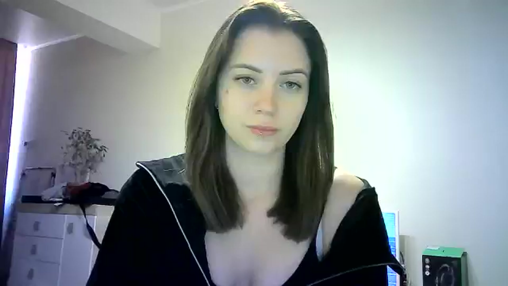 Gallery image thumbnail from Sulfate0's myfreecams stream on, 05/25/2024, 08:28 image 1 of 20