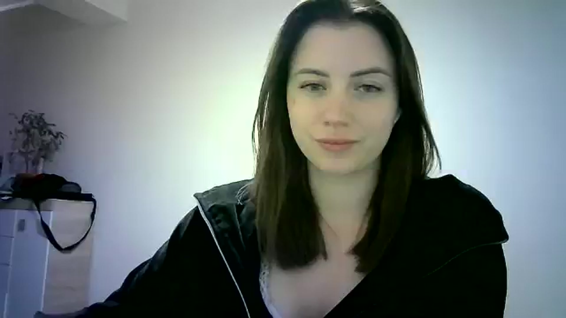 Gallery image thumbnail from Sulfate0's myfreecams stream on, 05/25/2024, 10:23 image 1 of 20