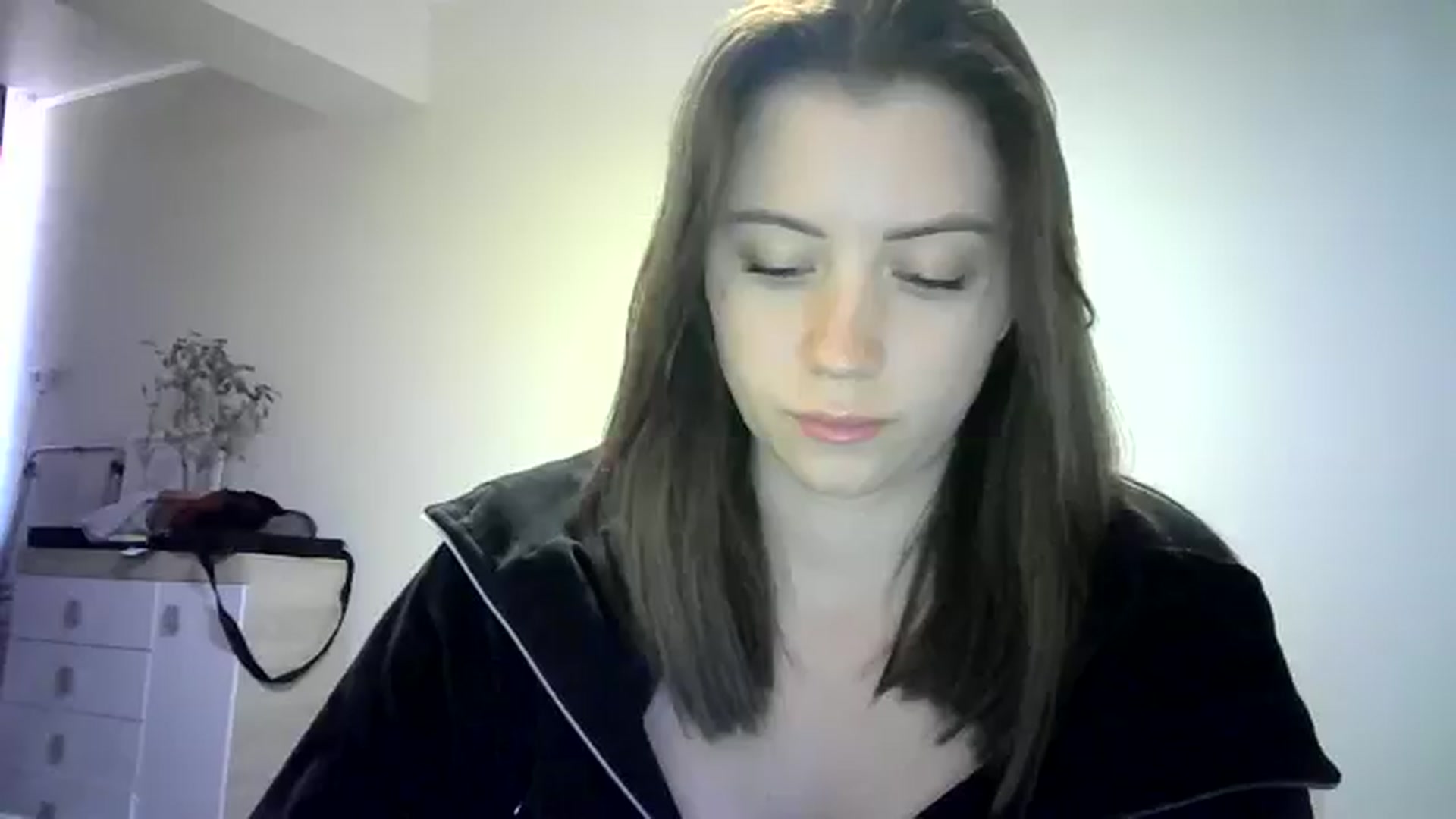 Gallery image thumbnail from Sulfate0's myfreecams stream on, 05/25/2024, 11:45 image 6 of 20