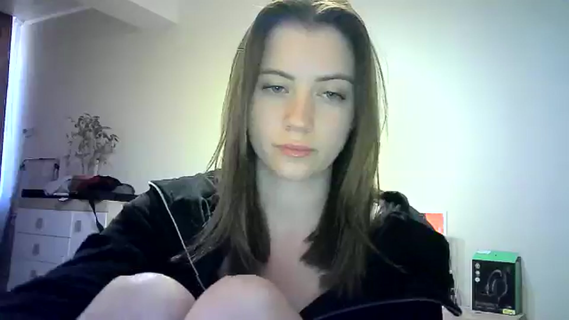 Gallery image thumbnail from Sulfate0's myfreecams stream on, 05/25/2024, 12:46 image 19 of 20