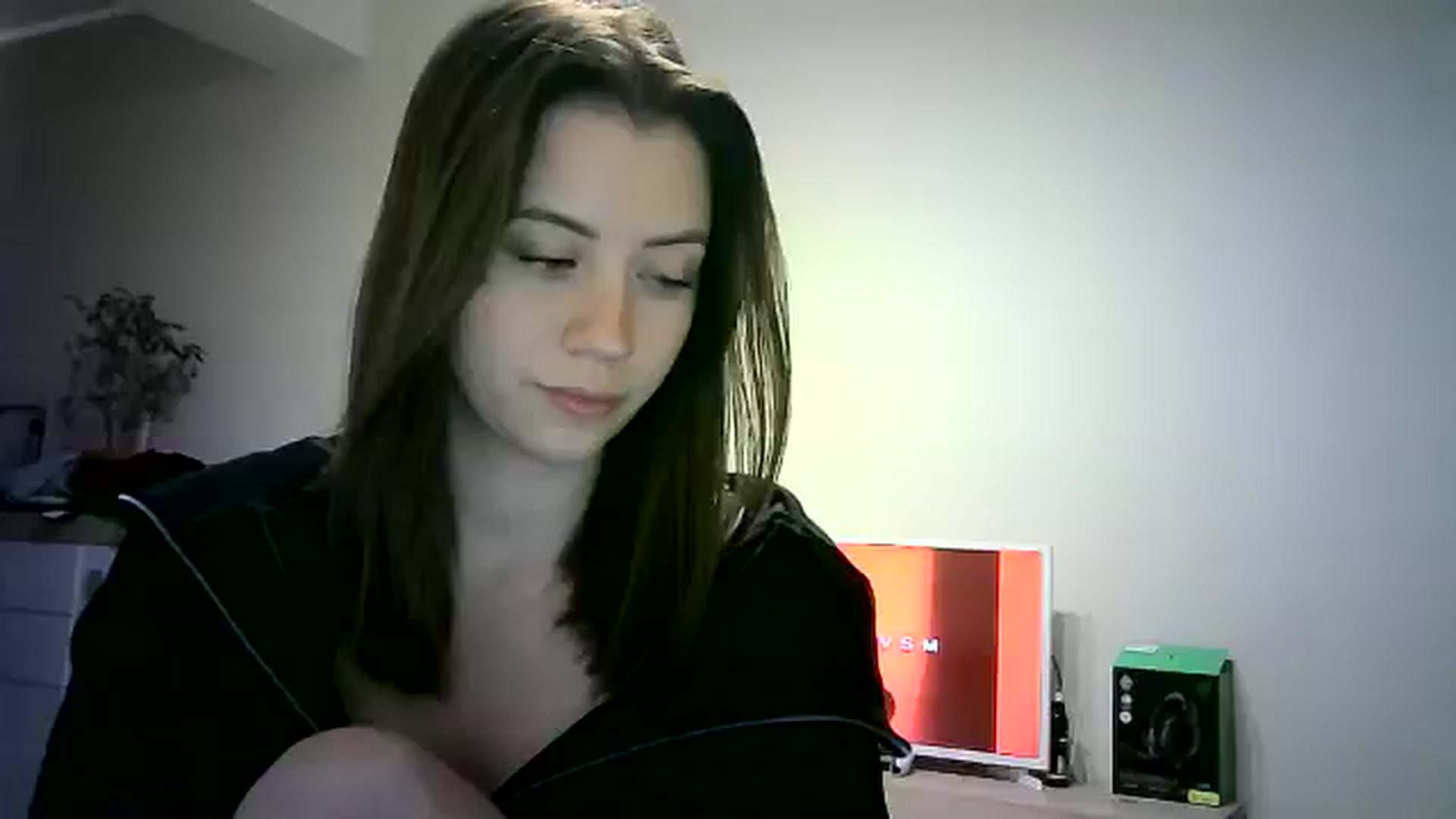 Gallery image thumbnail from Sulfate0's myfreecams stream on, 05/25/2024, 12:46 image 7 of 20
