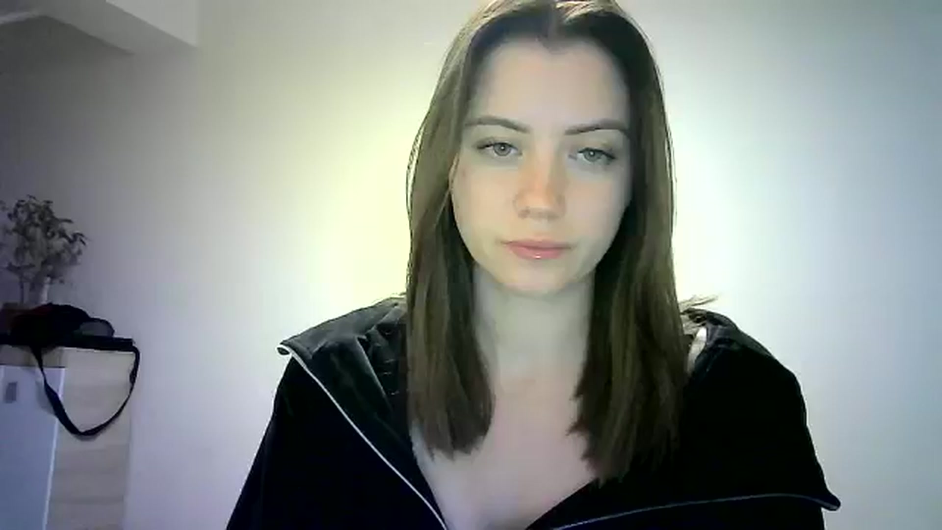 Gallery image thumbnail from Sulfate0's myfreecams stream on, 05/25/2024, 12:46 image 1 of 20
