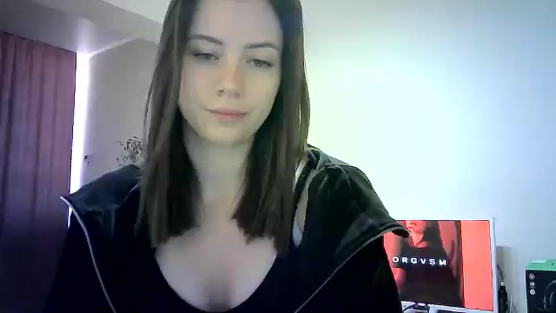 Gallery image thumbnail from Sulfate0's myfreecams stream on, 05/26/2024, 07:57 image 17 of 20