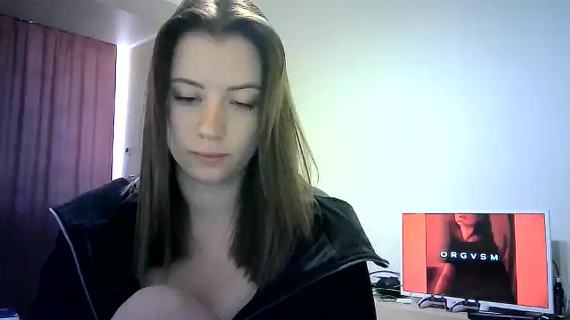 Gallery image thumbnail from Sulfate0's myfreecams stream on, 05/26/2024, 07:57 image 12 of 20