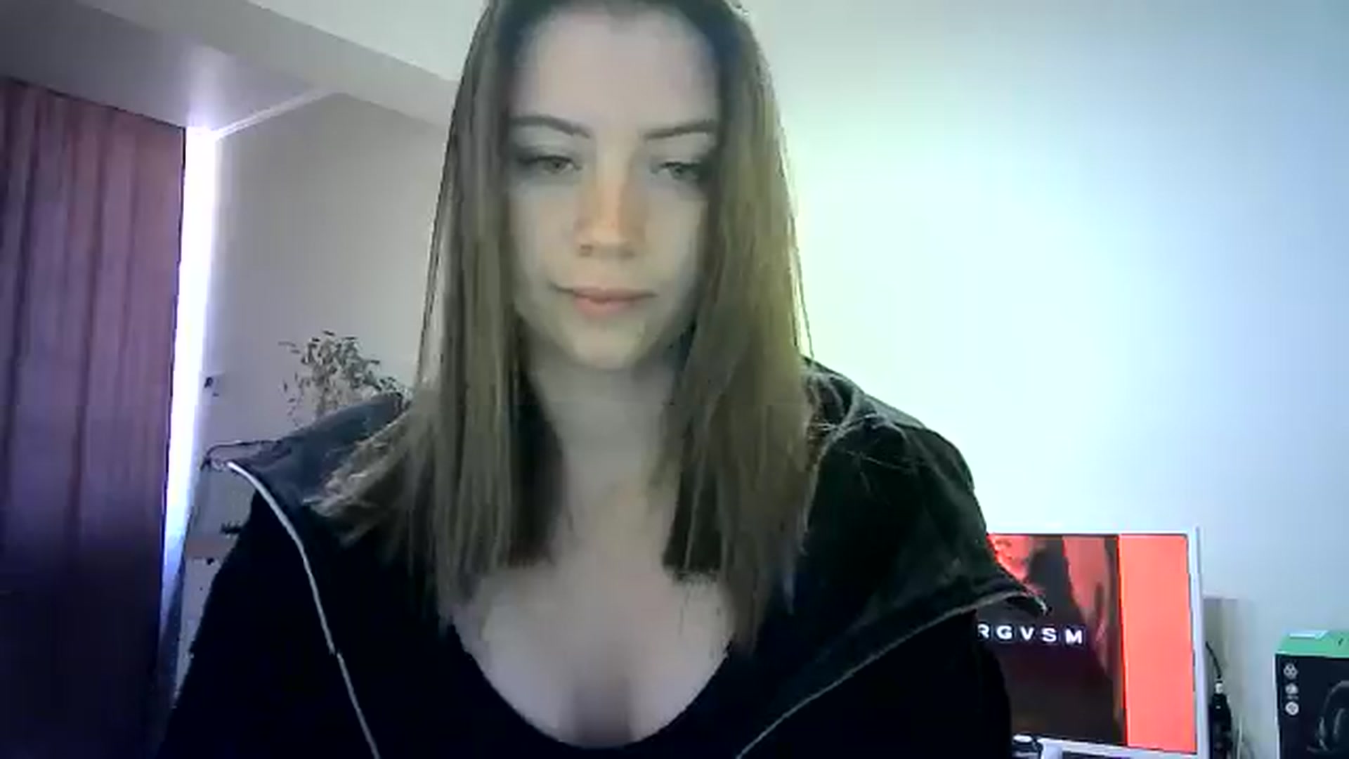 Gallery image thumbnail from Sulfate0's myfreecams stream on, 05/26/2024, 07:57 image 15 of 20