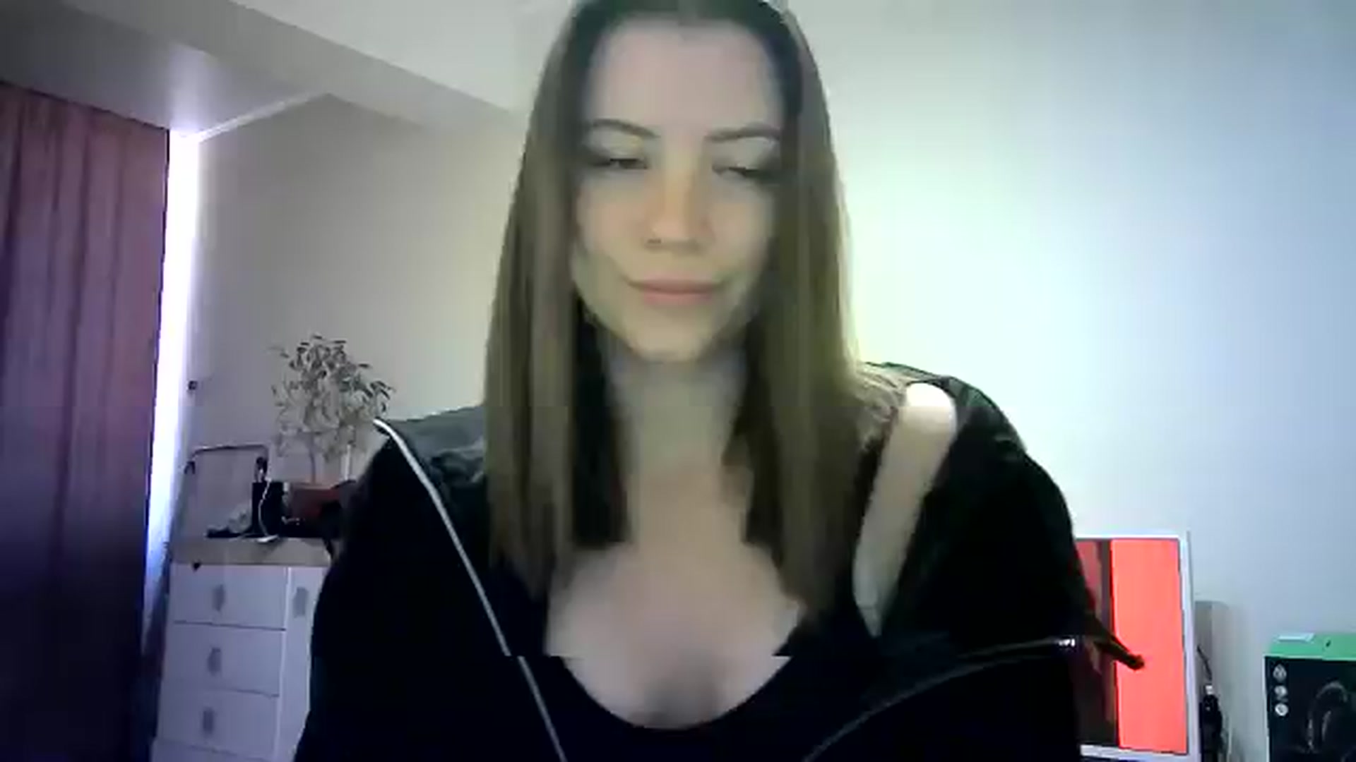 Gallery image thumbnail from Sulfate0's myfreecams stream on, 05/26/2024, 08:12 image 15 of 20