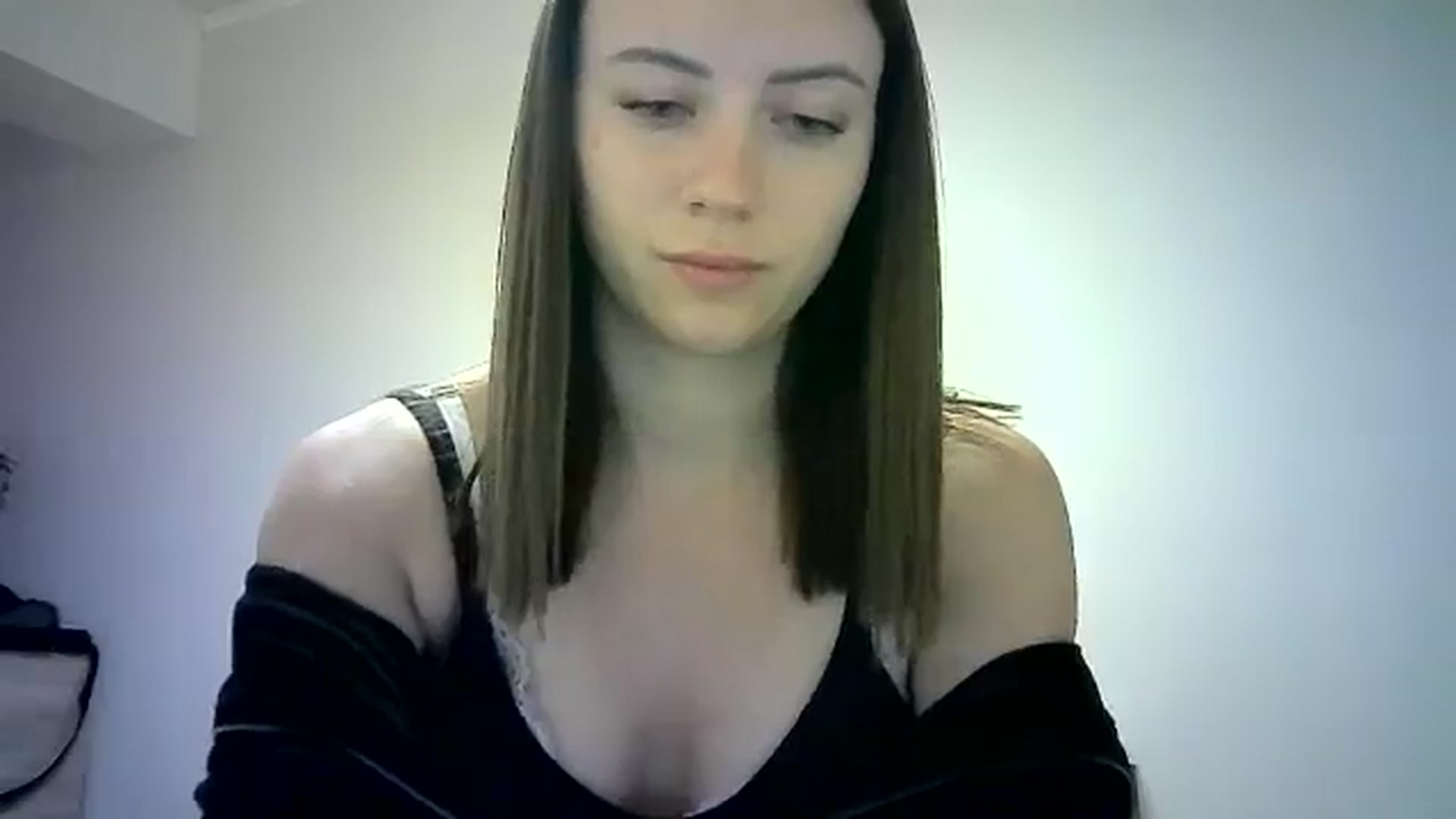 Gallery image thumbnail from Sulfate0's myfreecams stream on, 05/26/2024, 11:29 image 11 of 20