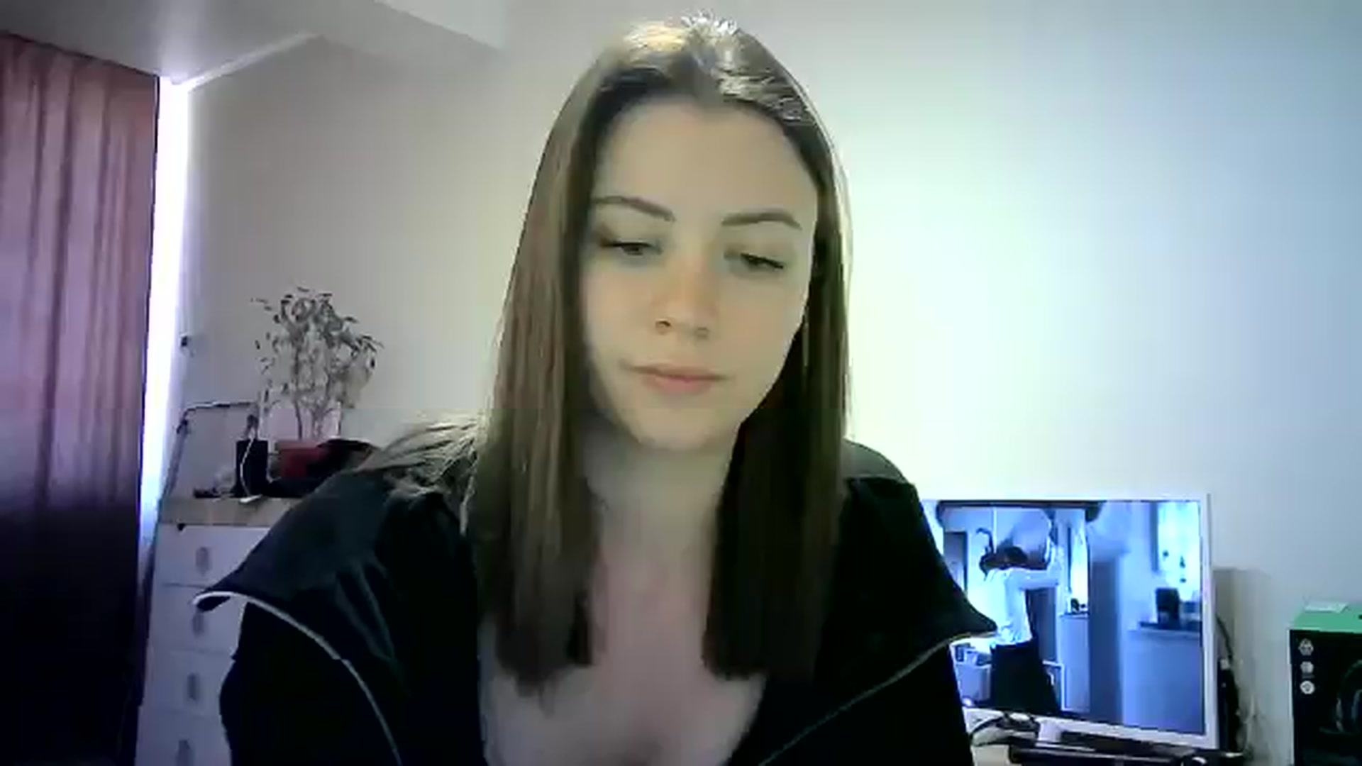 Gallery image thumbnail from Sulfate0's myfreecams stream on, 05/26/2024, 11:29 image 4 of 20