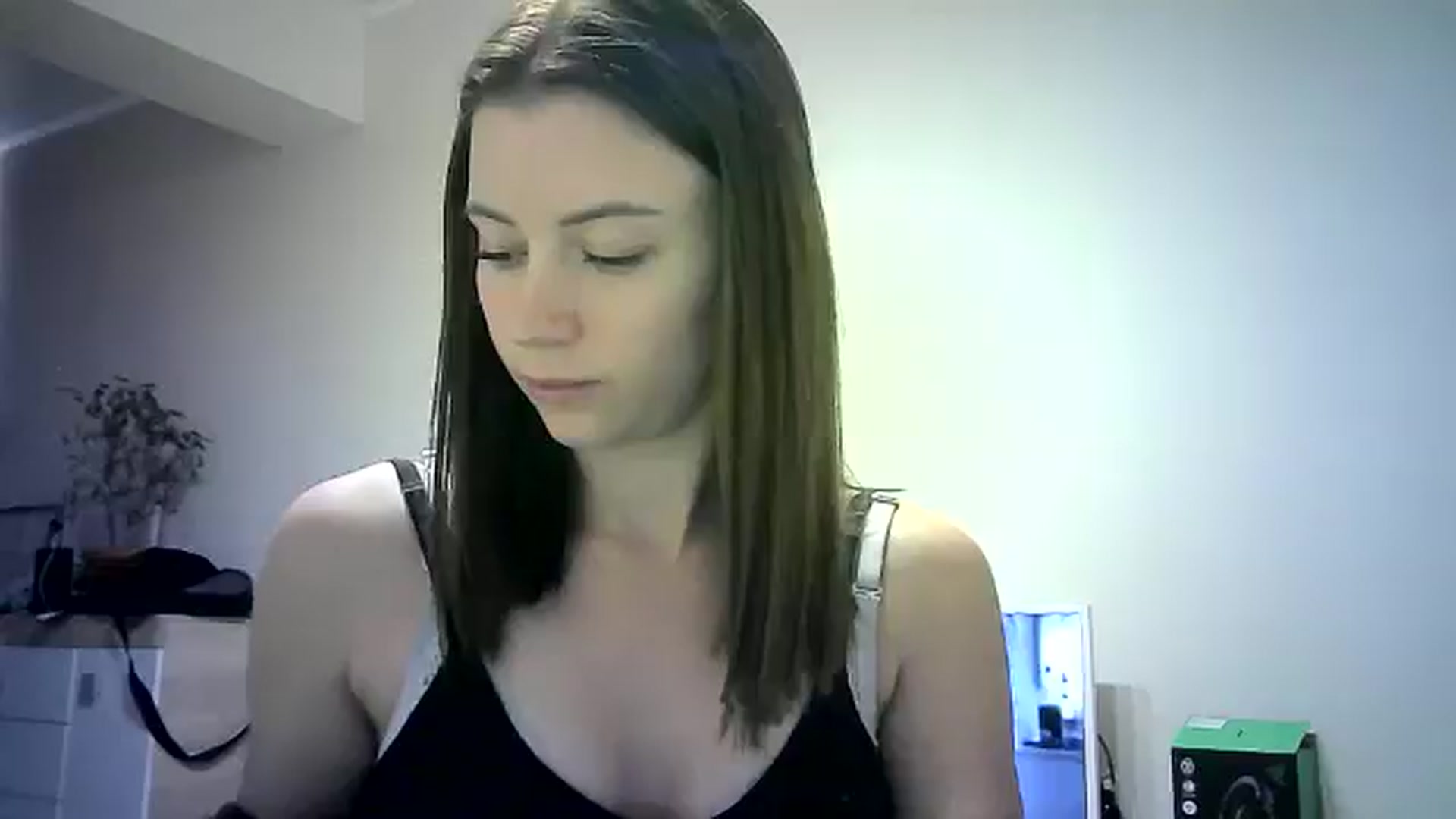 Gallery image thumbnail from Sulfate0's myfreecams stream on, 05/26/2024, 11:29 image 19 of 20
