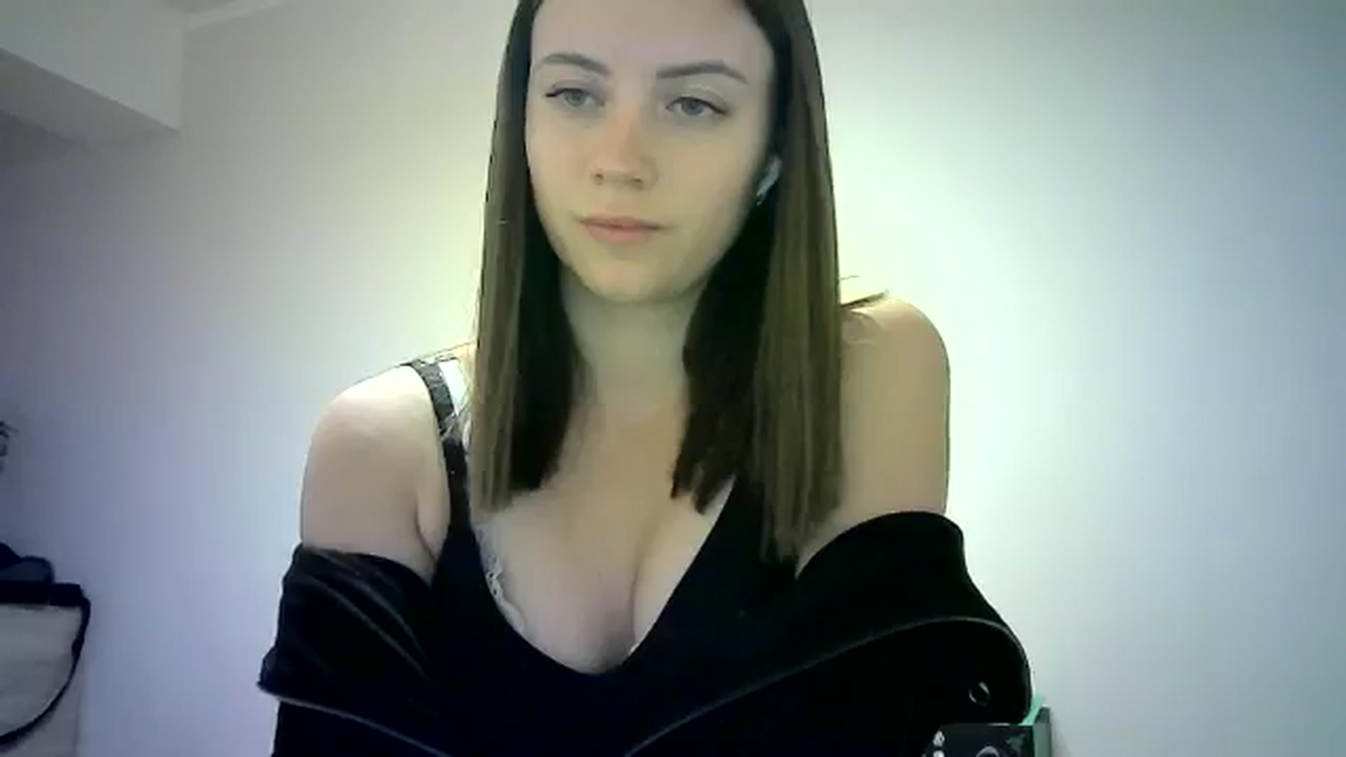 Gallery image thumbnail from Sulfate0's myfreecams stream on, 05/26/2024, 11:29 image 12 of 20