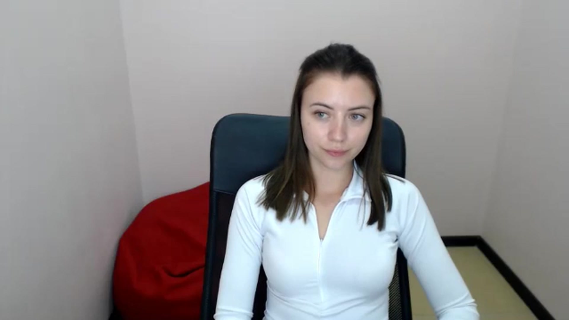 Gallery image thumbnail from Sulfate0's myfreecams stream on, 05/28/2024, 08:56 image 14 of 20