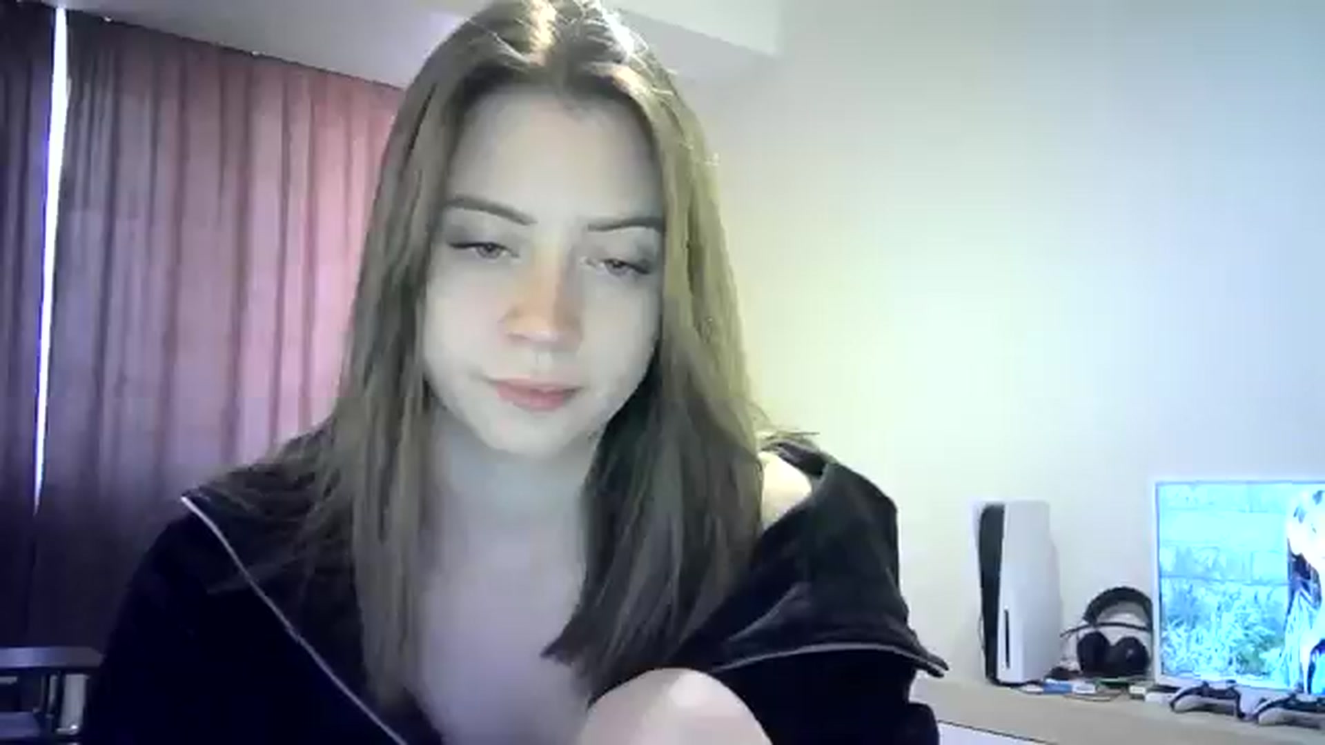 Gallery image thumbnail from Sulfate0's myfreecams stream on, 05/30/2024, 10:11 image 11 of 20