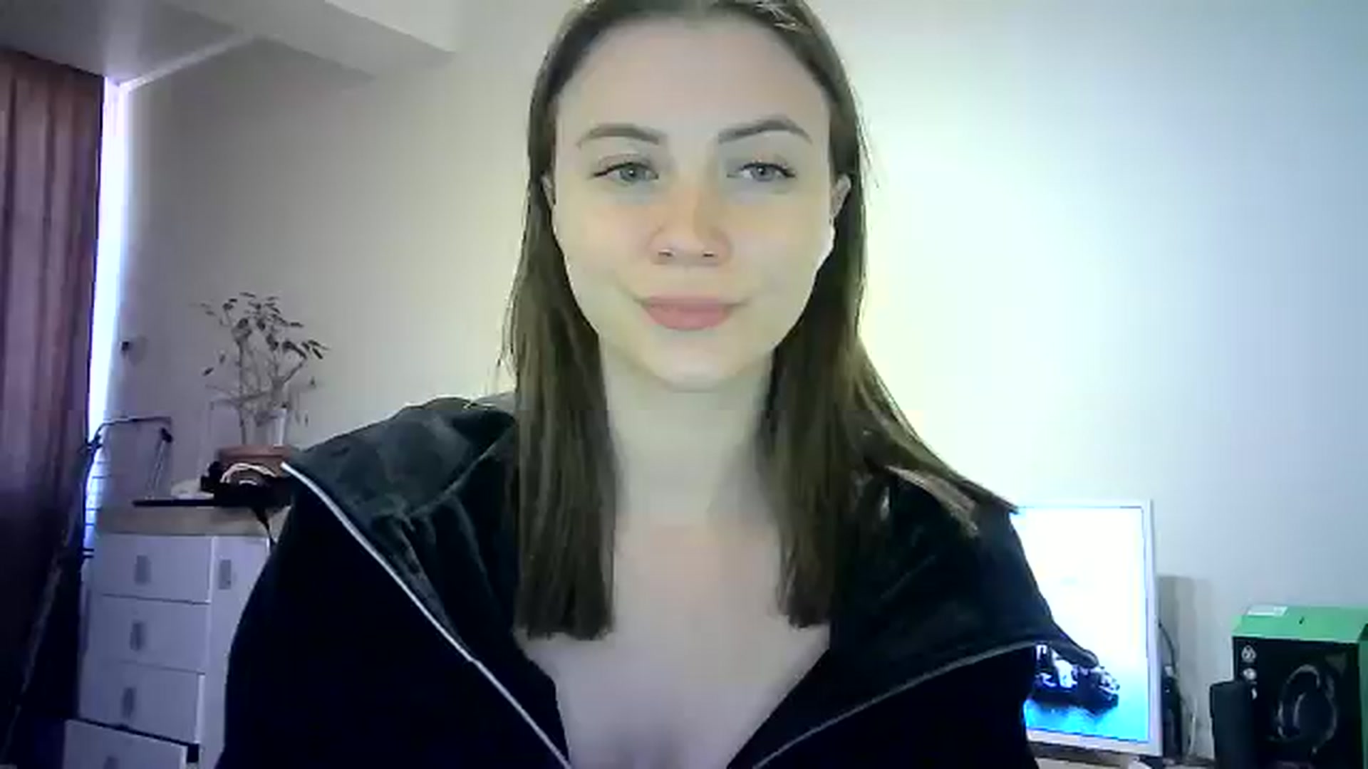 Gallery image thumbnail from Sulfate0's myfreecams stream on, 06/01/2024, 12:19 image 14 of 20