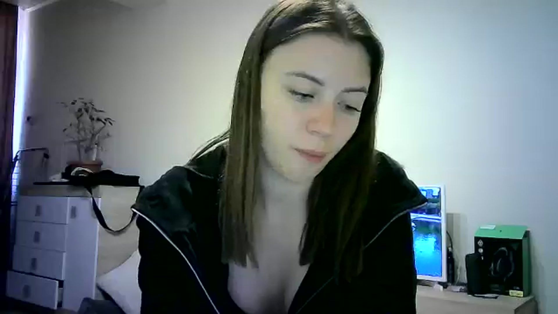 Gallery image thumbnail from Sulfate0's myfreecams stream on, 06/01/2024, 12:19 image 7 of 20