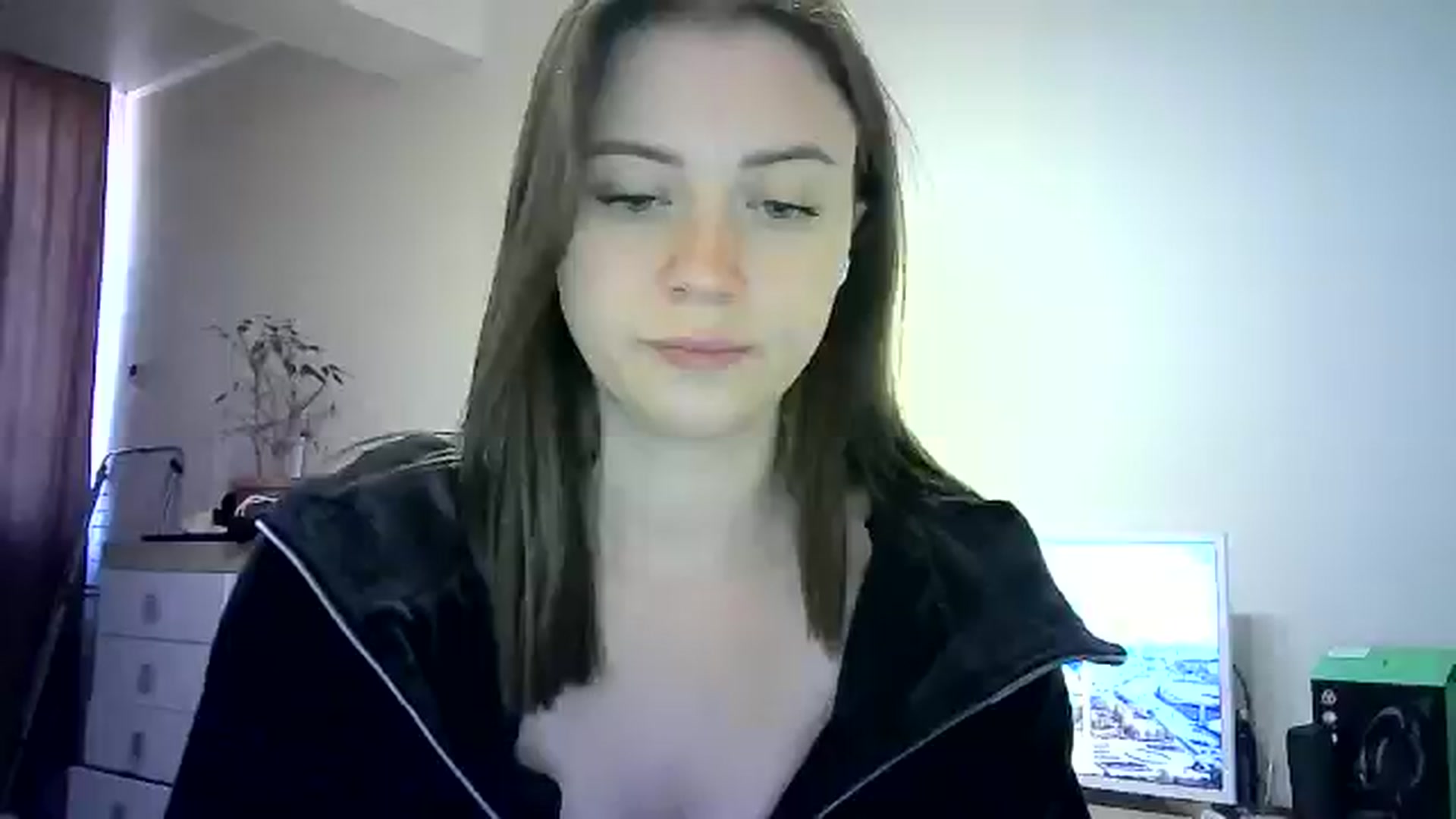 Gallery image thumbnail from Sulfate0's myfreecams stream on, 06/01/2024, 12:19 image 10 of 20