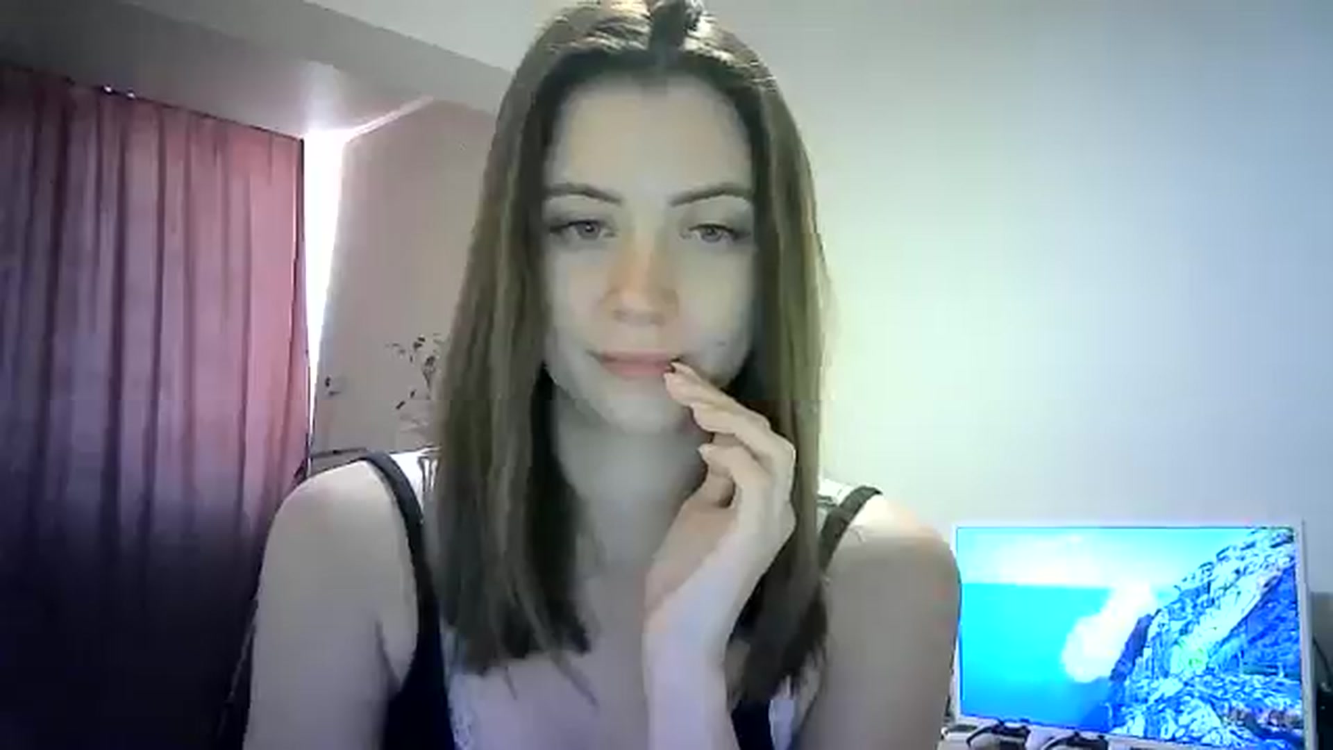 Gallery image thumbnail from Sulfate0's myfreecams stream on, 06/02/2024, 10:21 image 13 of 20
