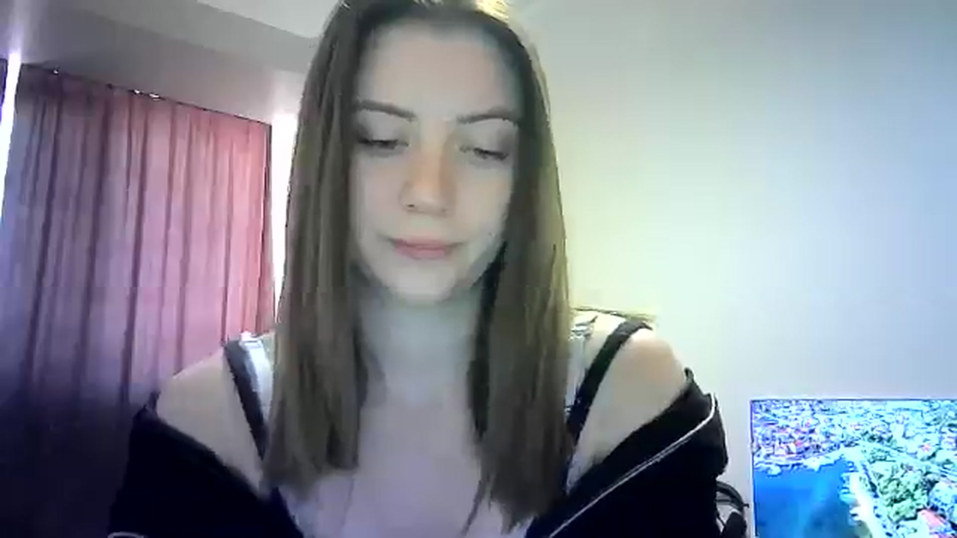 Gallery image thumbnail from Sulfate0's myfreecams stream on, 06/02/2024, 10:57 image 9 of 20